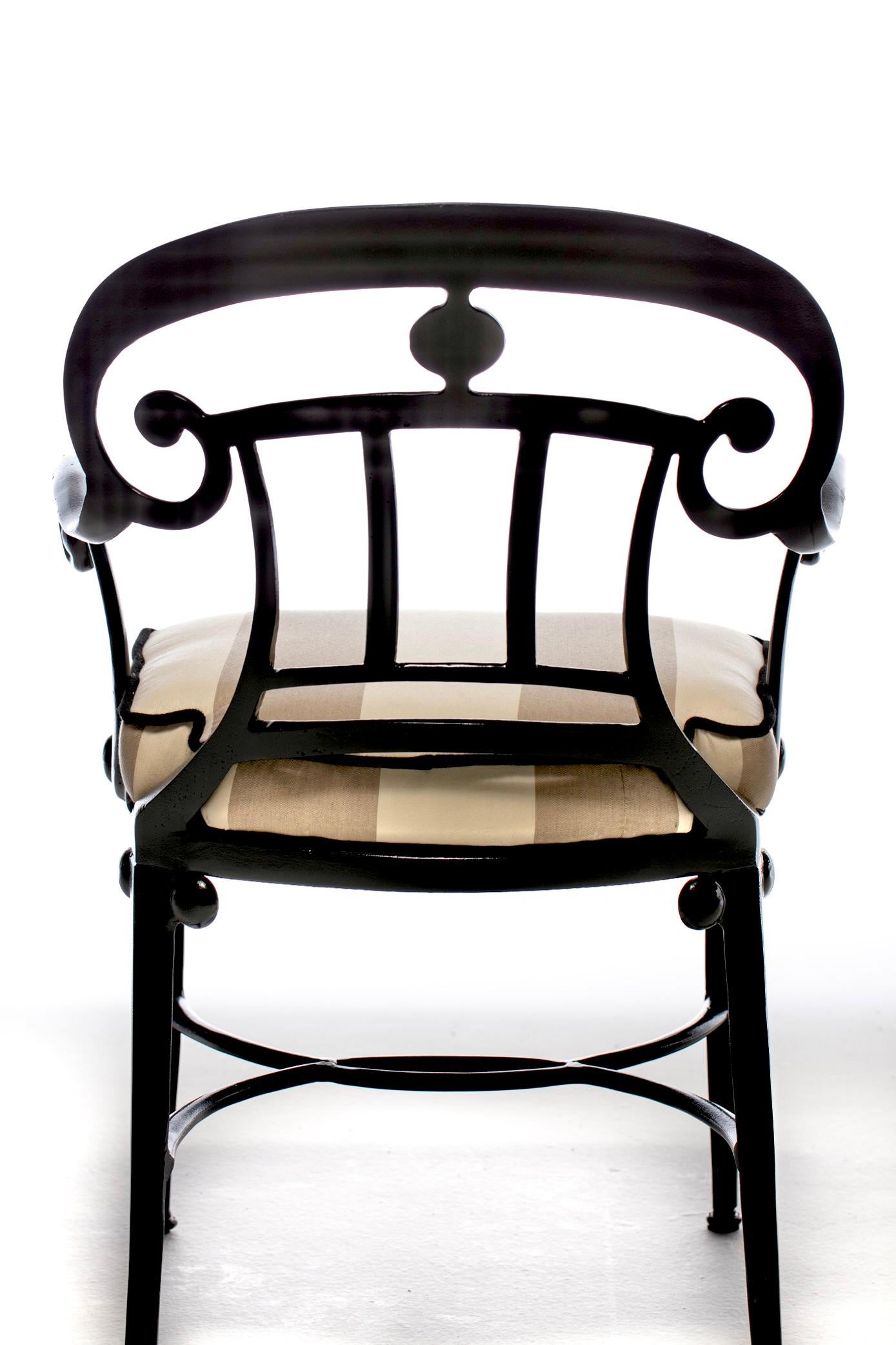 Hollywood Regency Style Set of 10 Indoor Outdoor Black Dining Chairs For Sale 10