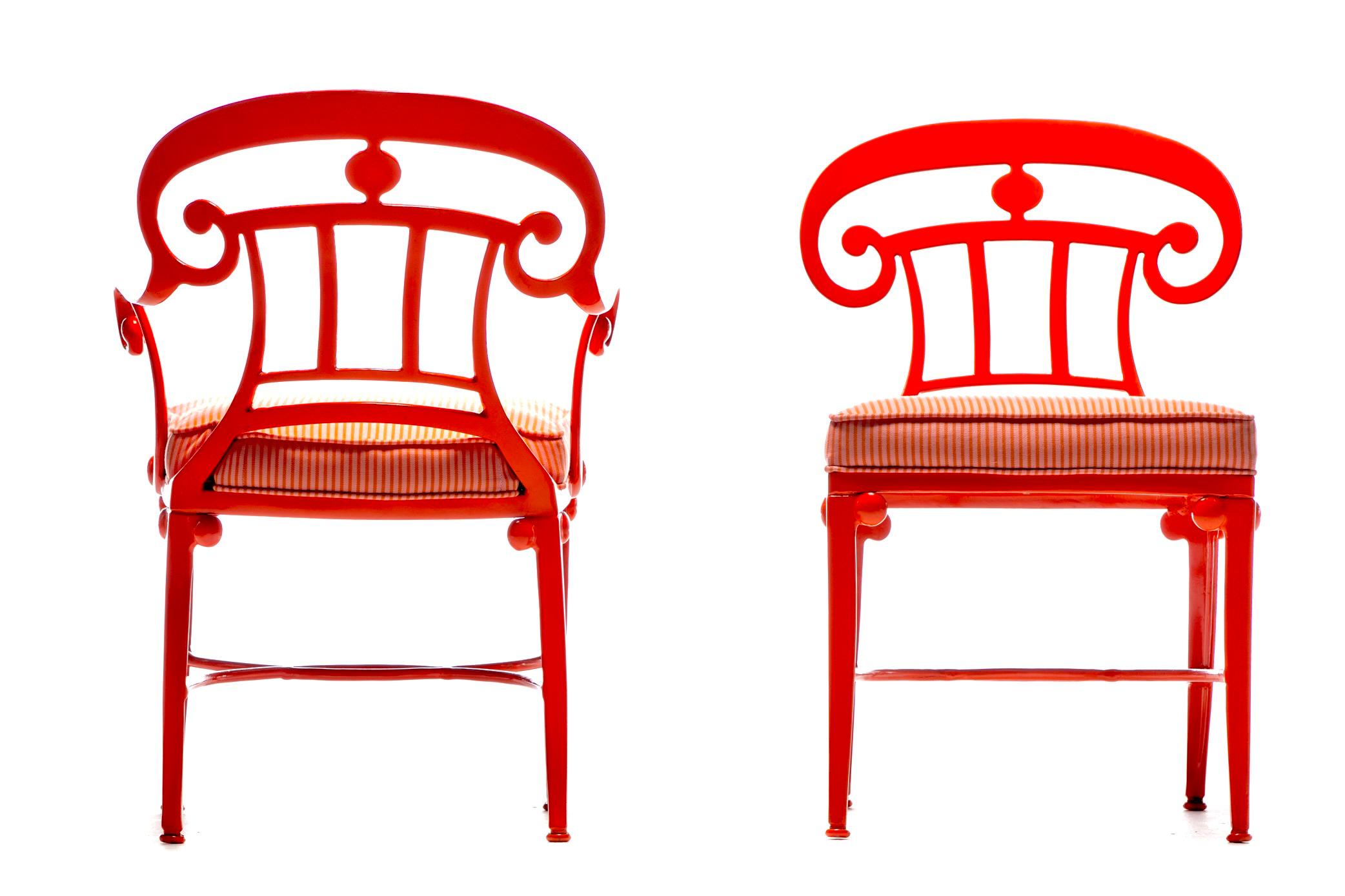XX secolo Set di 6 sedie da pranzo in stile Hollywood Regency per interni e per esterni color arancio mandarino in vendita