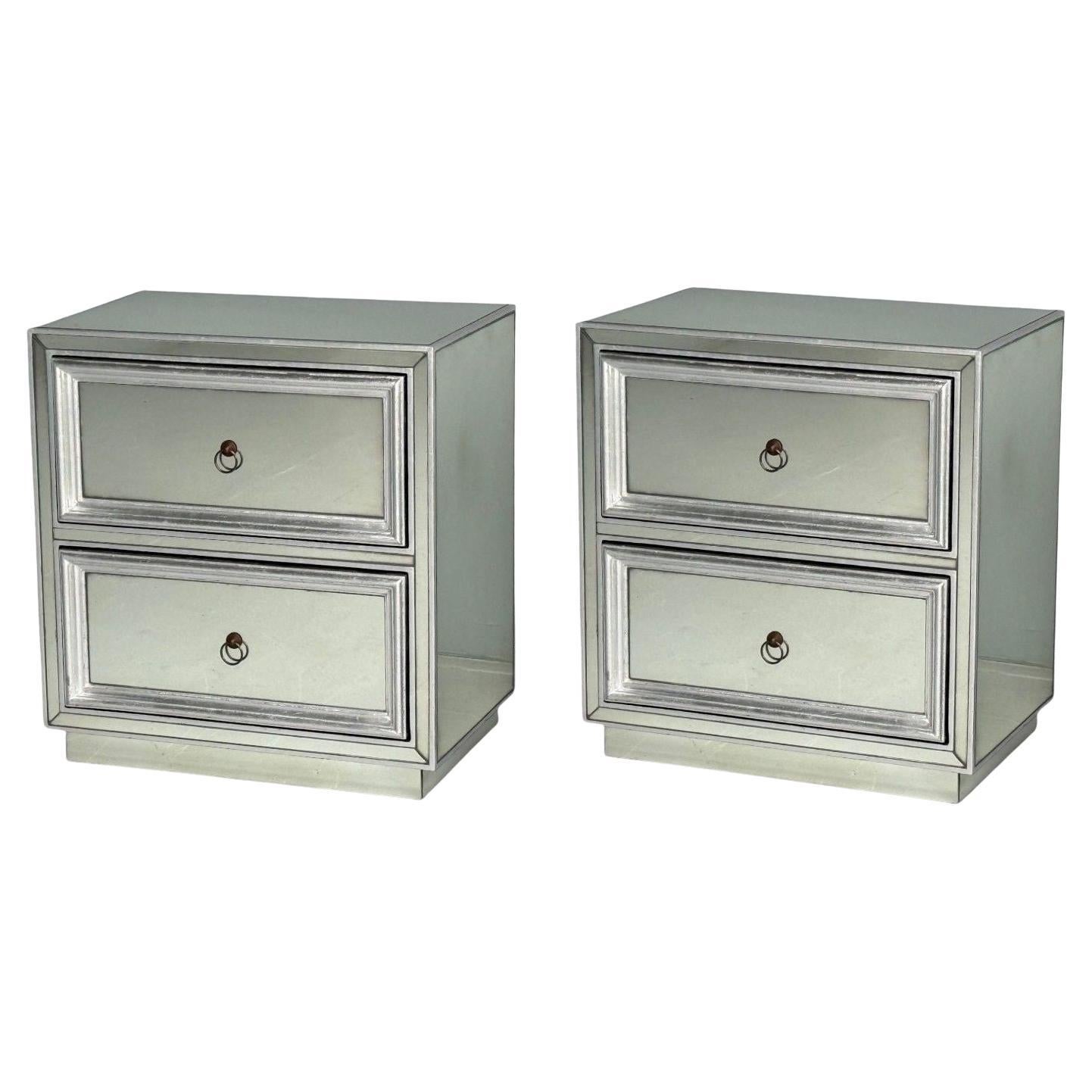 Style Hollywood Regency, feuille d'argent, verre dépoli, tables de nuit à miroir