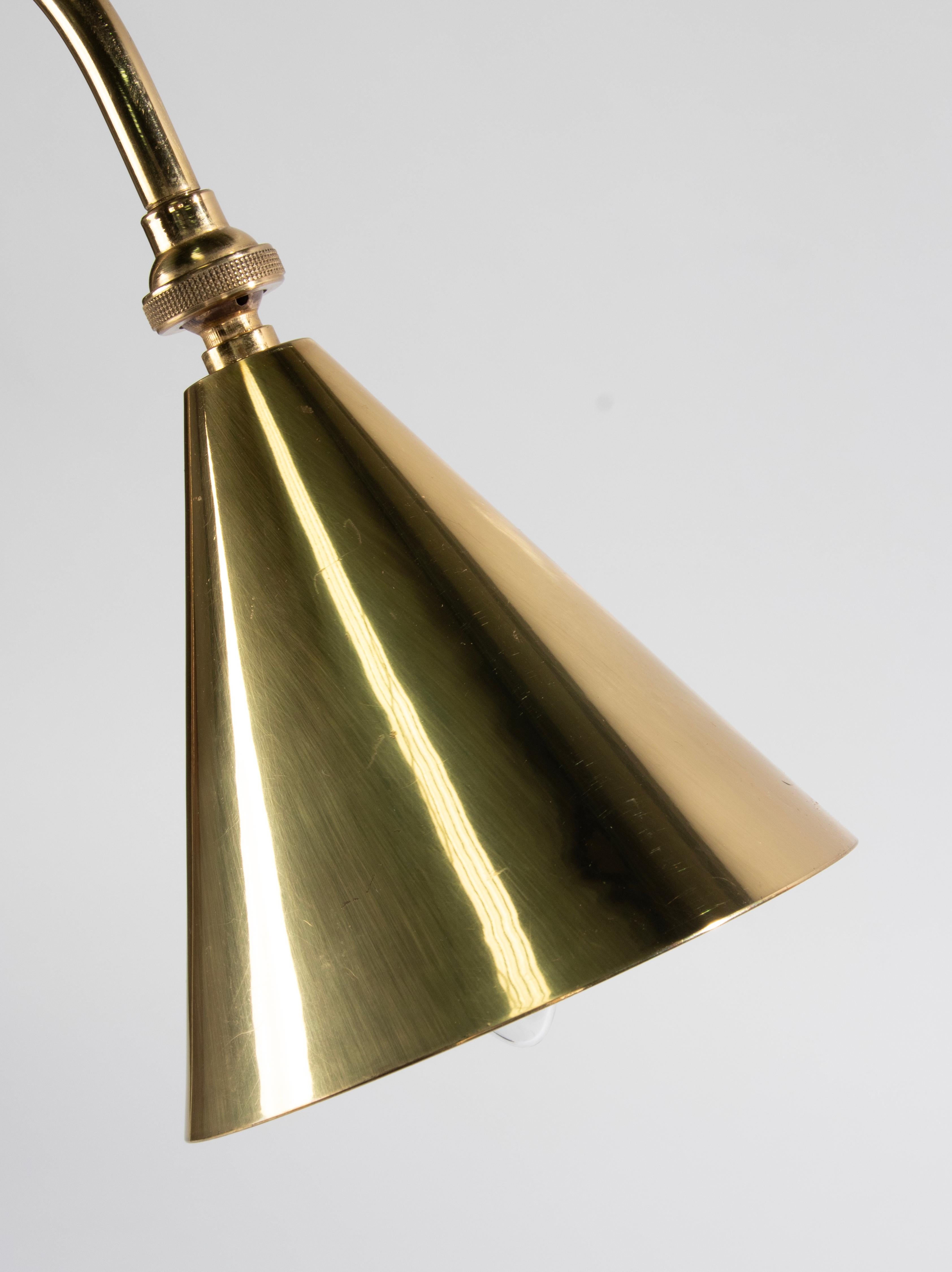 Hollywood-Regency-Tischlampe im Hollywood-Regency-Stil - verstellbar - Messingfarbenes Metall   im Angebot 4