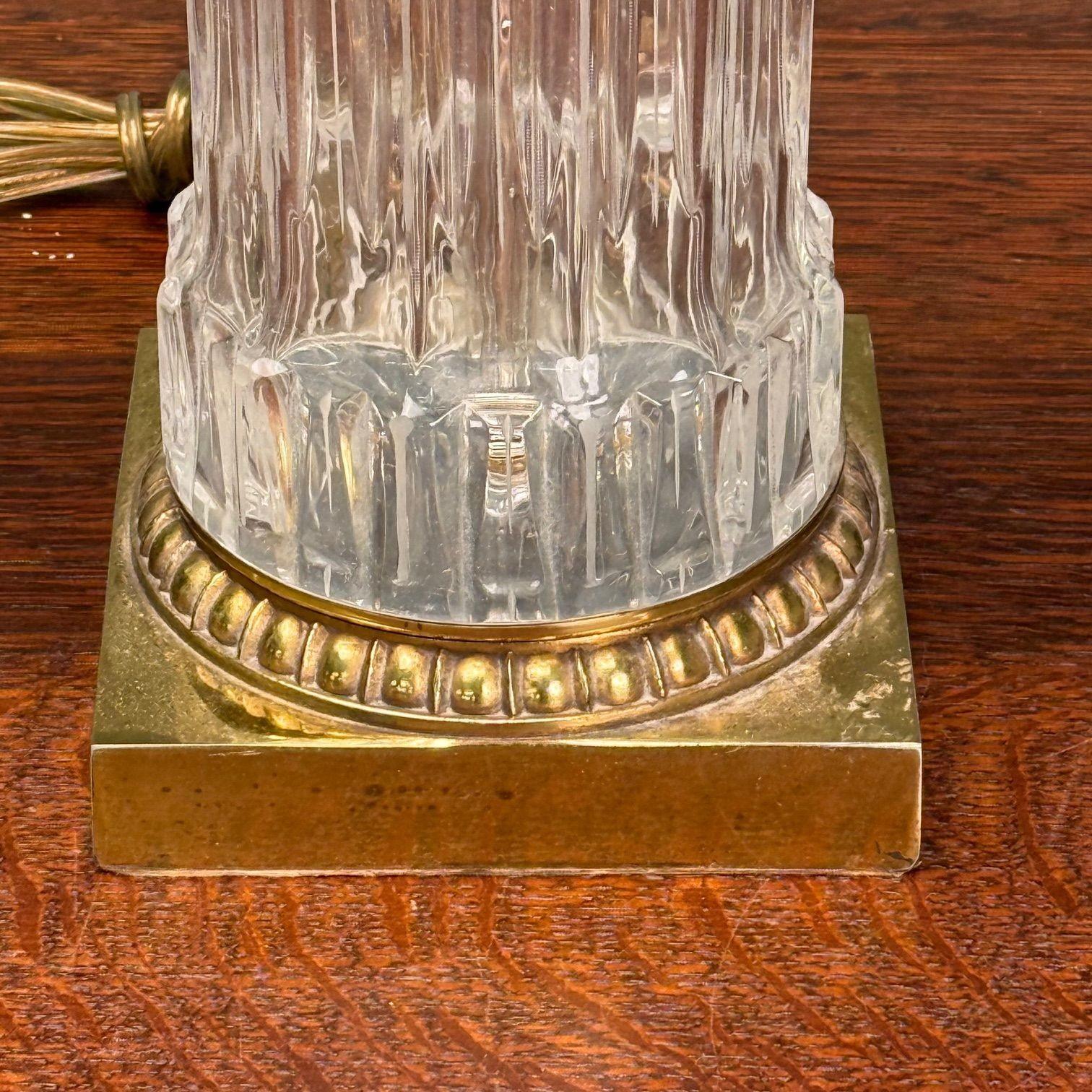 Lampes de table de style Hollywood Regency, cristal cannelé, métal doré, États-Unis, années 1980 en vente 1