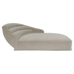 Hollywood Regency Style Taupe Velvet Chaise Longue by Promemoria, Italy c.2000