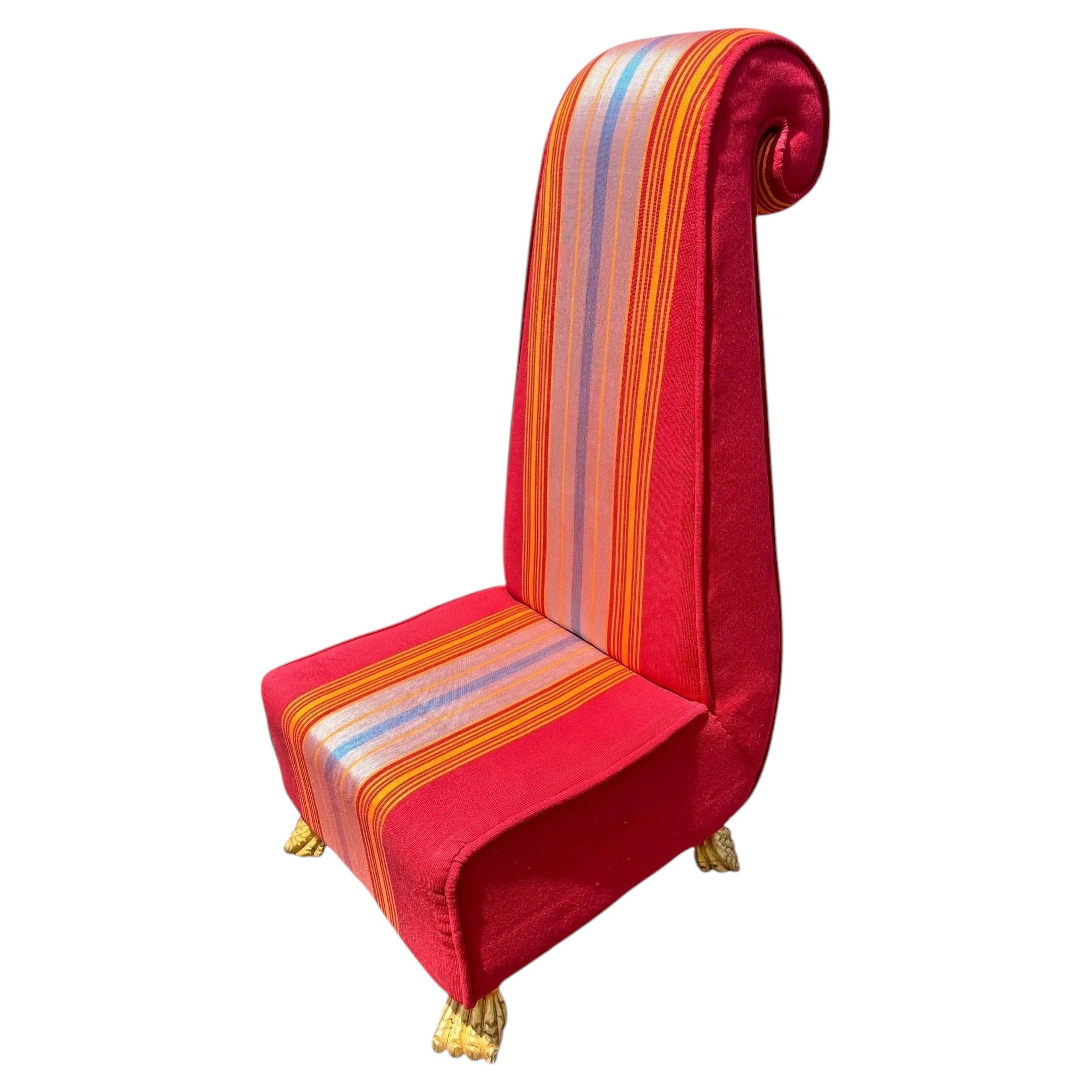 Poltrona imbottita in stile Hollywood Regency in vendita