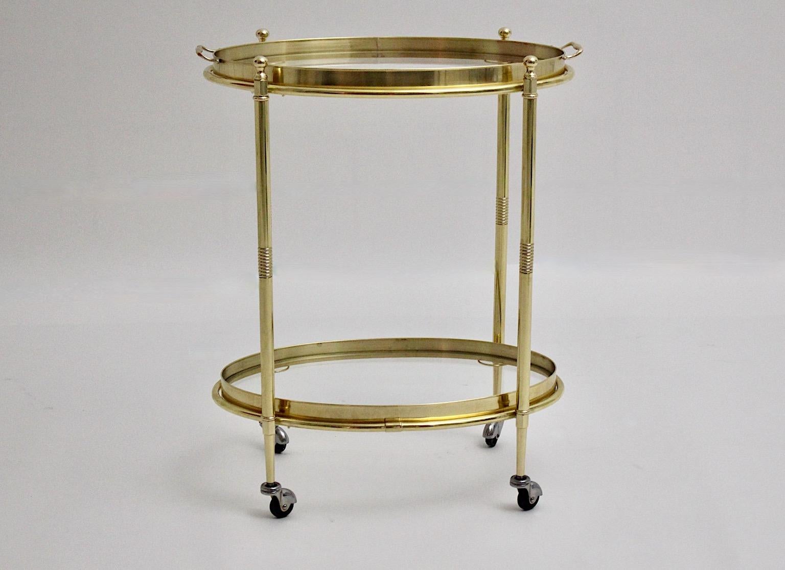 Hollywood Regency Style Vintage Brass Glass Bar Cart Side Table Italy 1970s In Good Condition For Sale In Vienna, AT