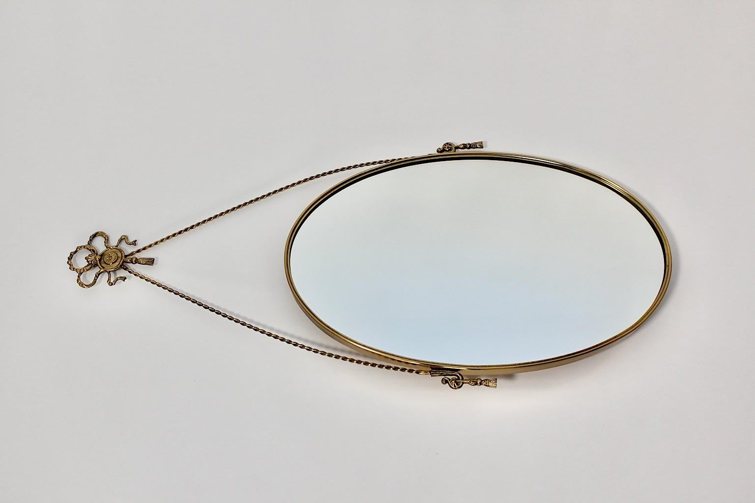 Hollywood Regency Style Vintage Brass Oval Wall Mirror, 1970s, Italy For Sale 2