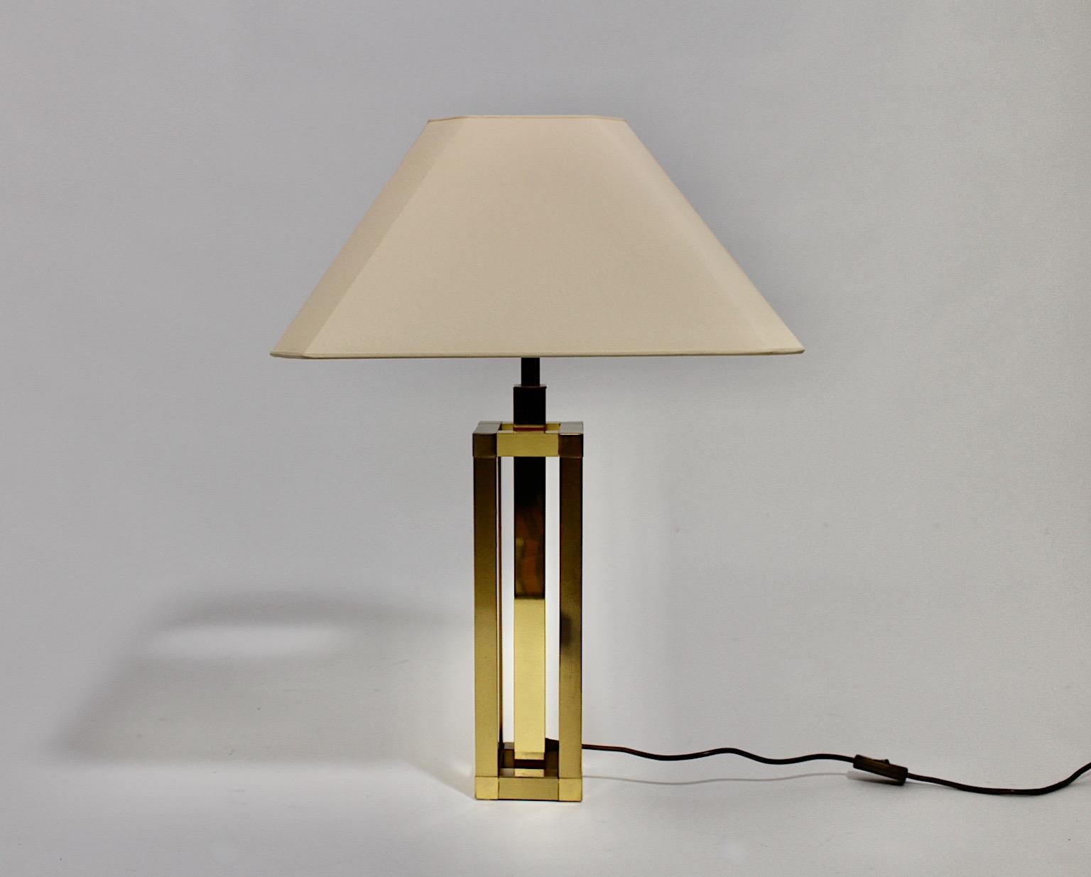 Hollywood Regency Style Vintage Brass Table Lamp Romeo Rega Style, Italy, 1970s In Good Condition For Sale In Vienna, AT