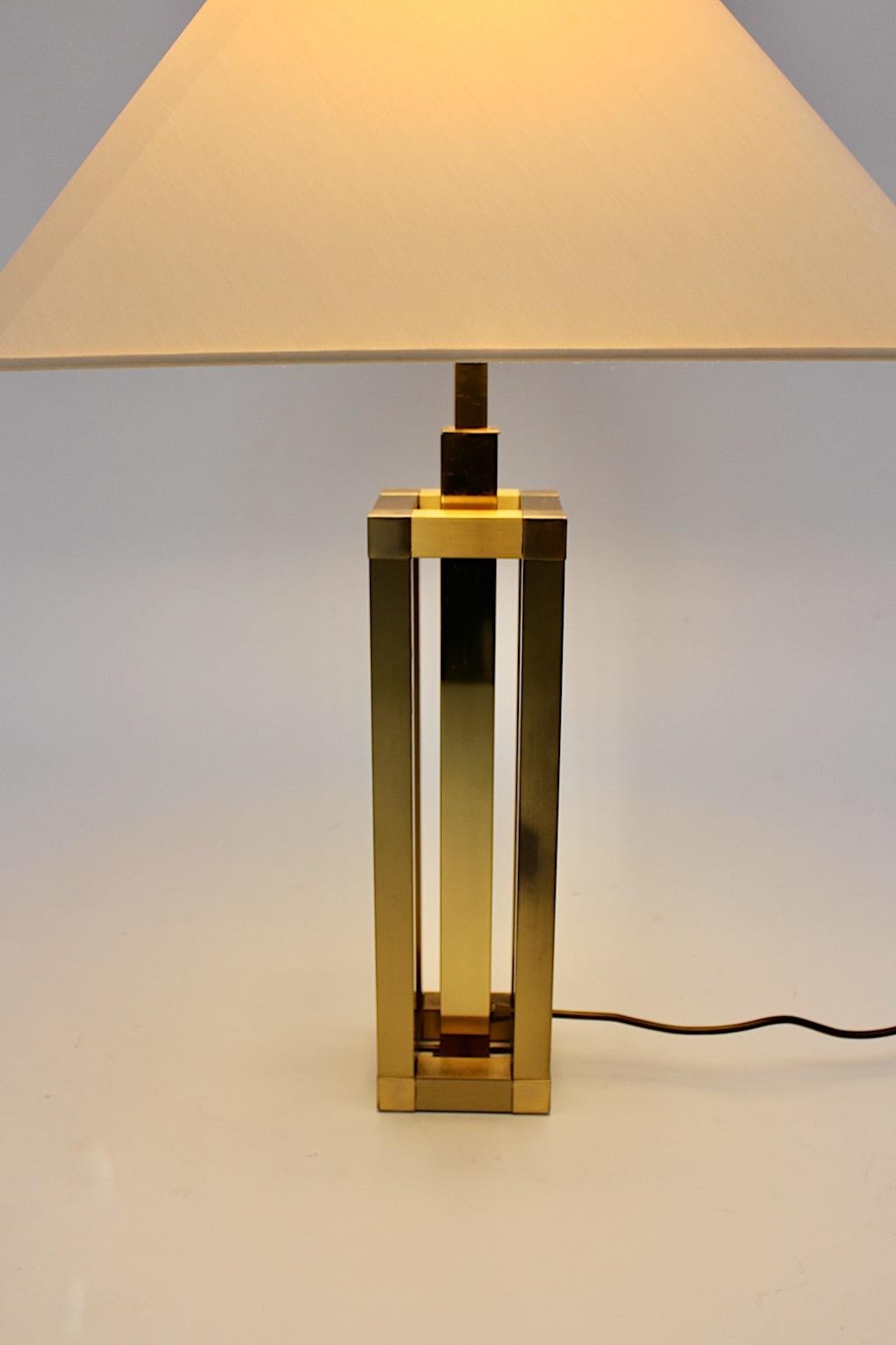 Metal Hollywood Regency Style Vintage Brass Table Lamp Romeo Rega Style, Italy, 1970s For Sale