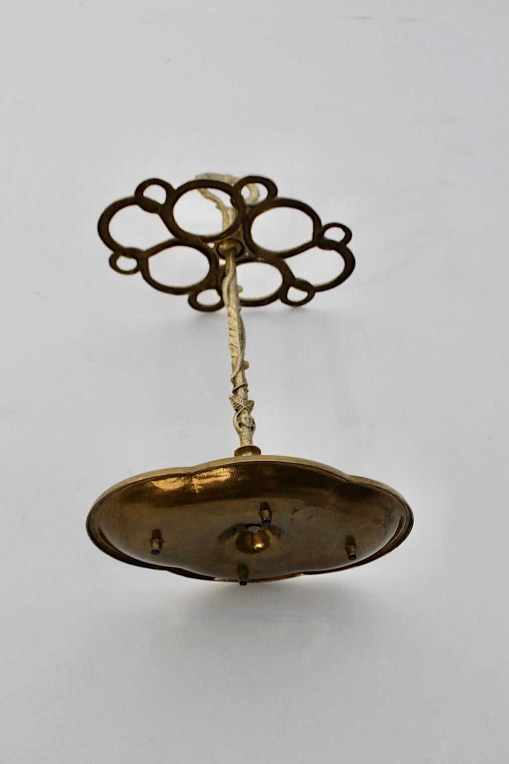 Hollywood Regency Style Vintage Cast Brass Umbrella Stand, Italy, 1970s For Sale 4
