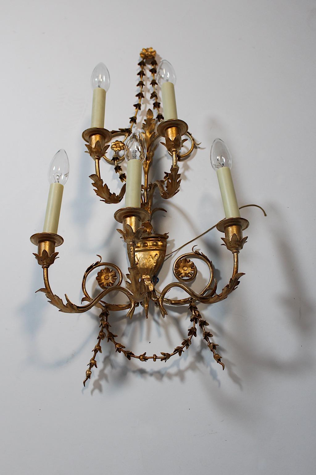 Hollywood Regency Style Vintage Gilt Metal Pair Duo Sconces Wall Lights, 1970s For Sale 8