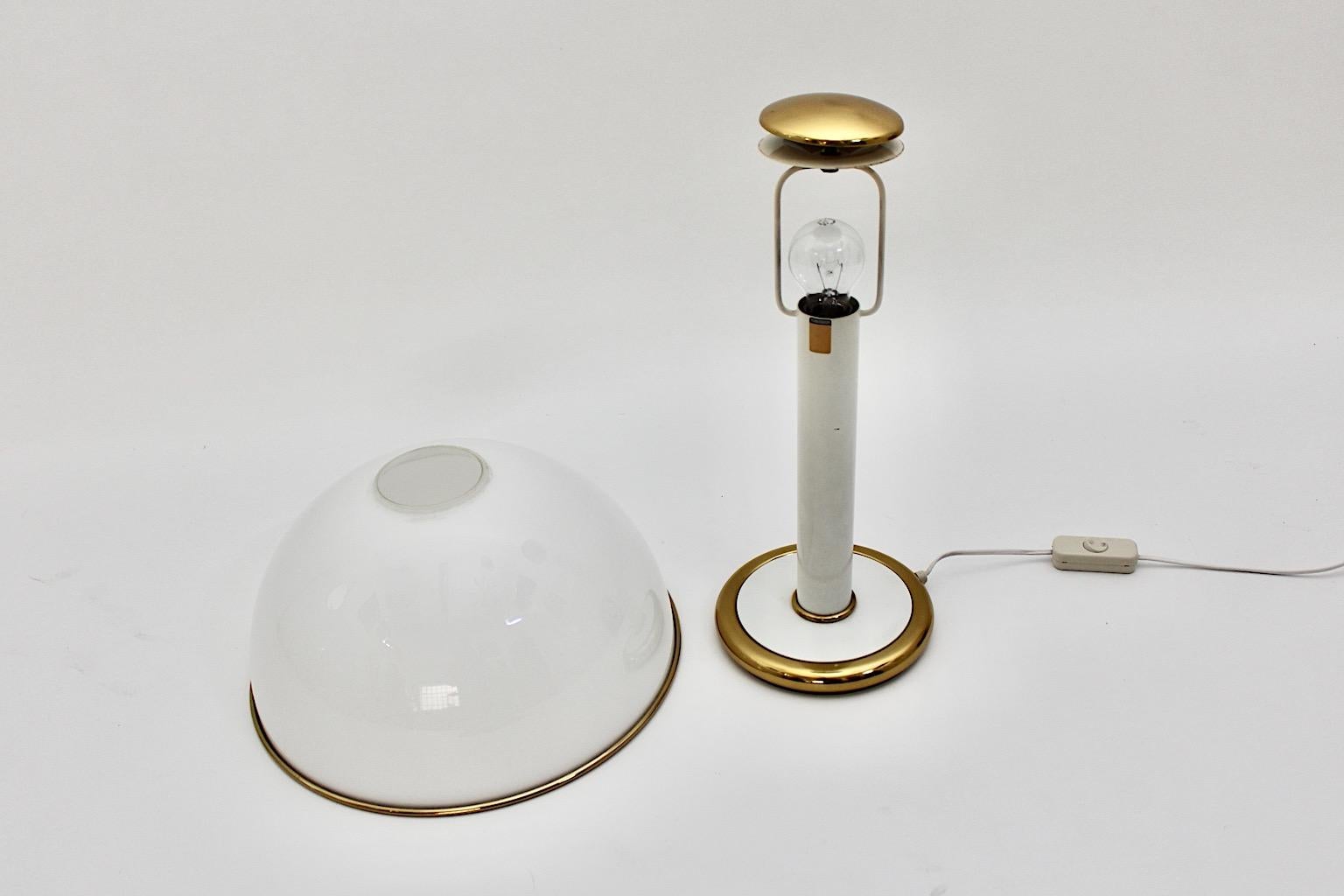 Hollywood Regency Style Vintage White Glass Dome Brass Mushroom Table Lamp 1970s For Sale 8