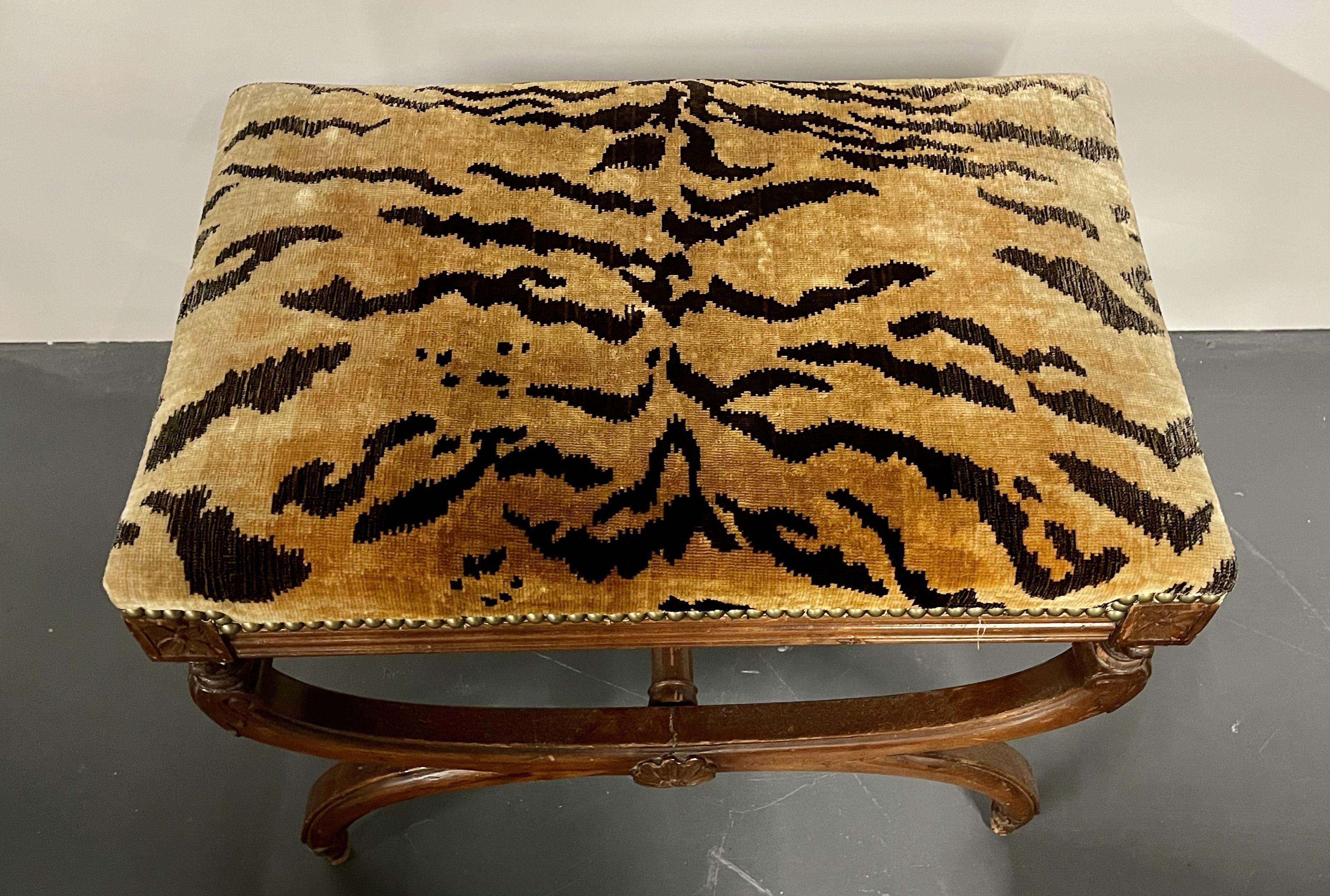Hollywood Regency Style X Bench, Footstool, Faux Leopard Upholstery In Good Condition In Stamford, CT