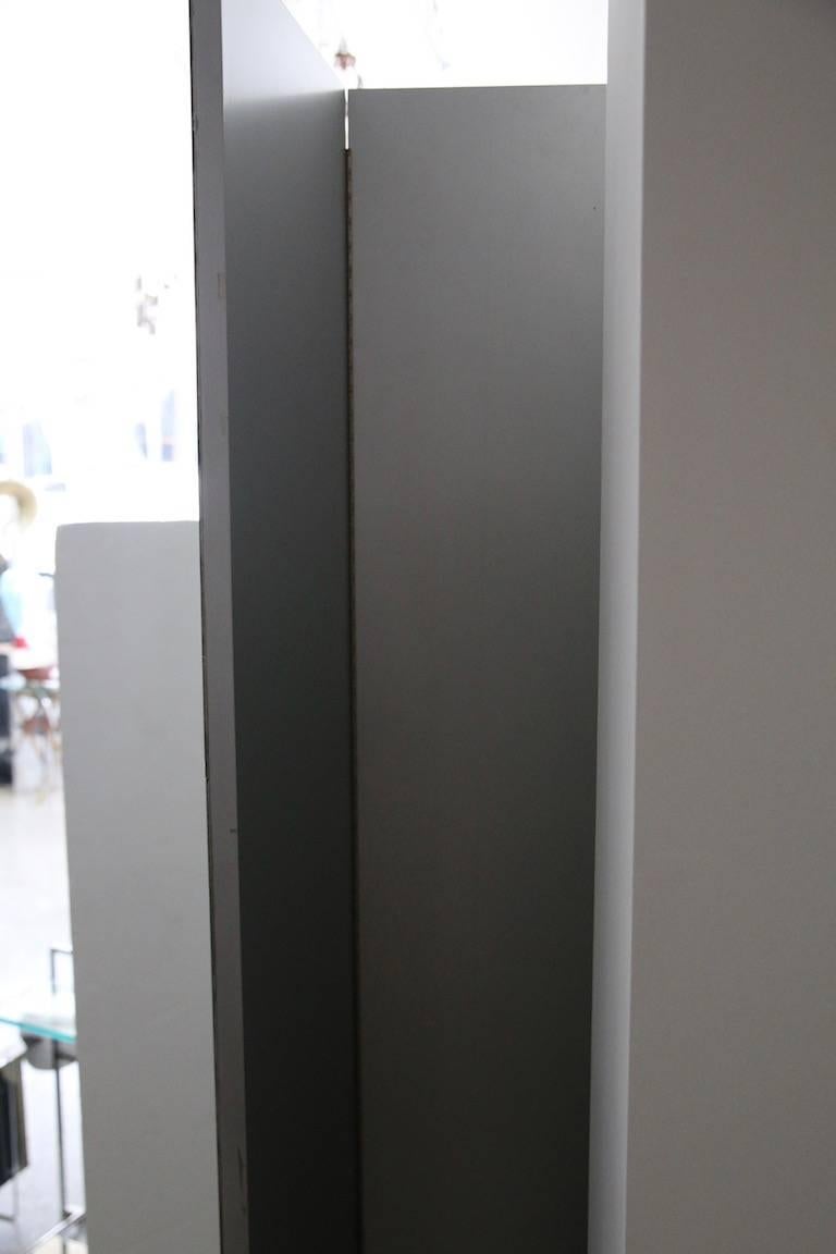  Three-Panel Mirror Folding Screen 3