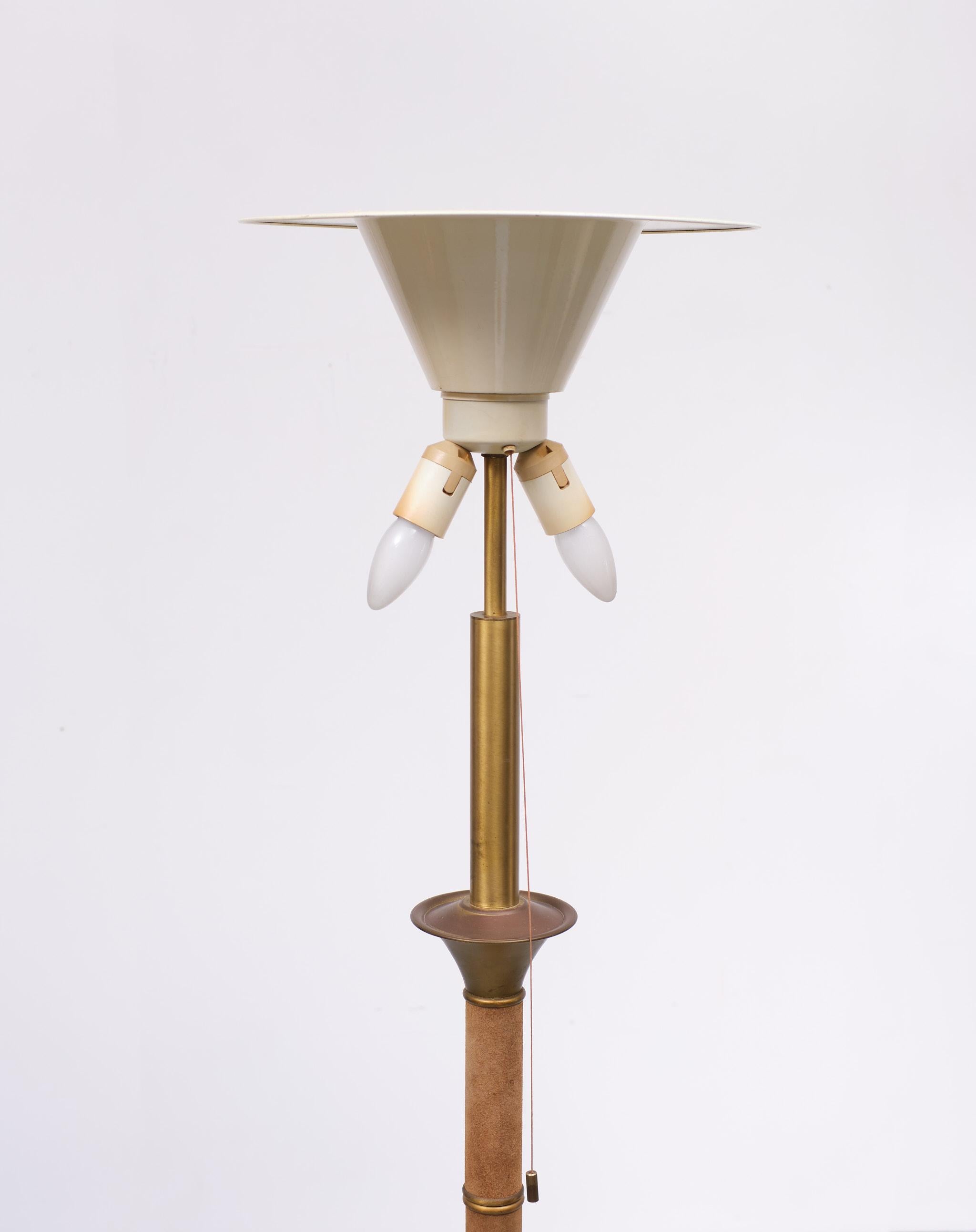 Hollywood Regency  Lampadaire en daim 1970 France en vente 3