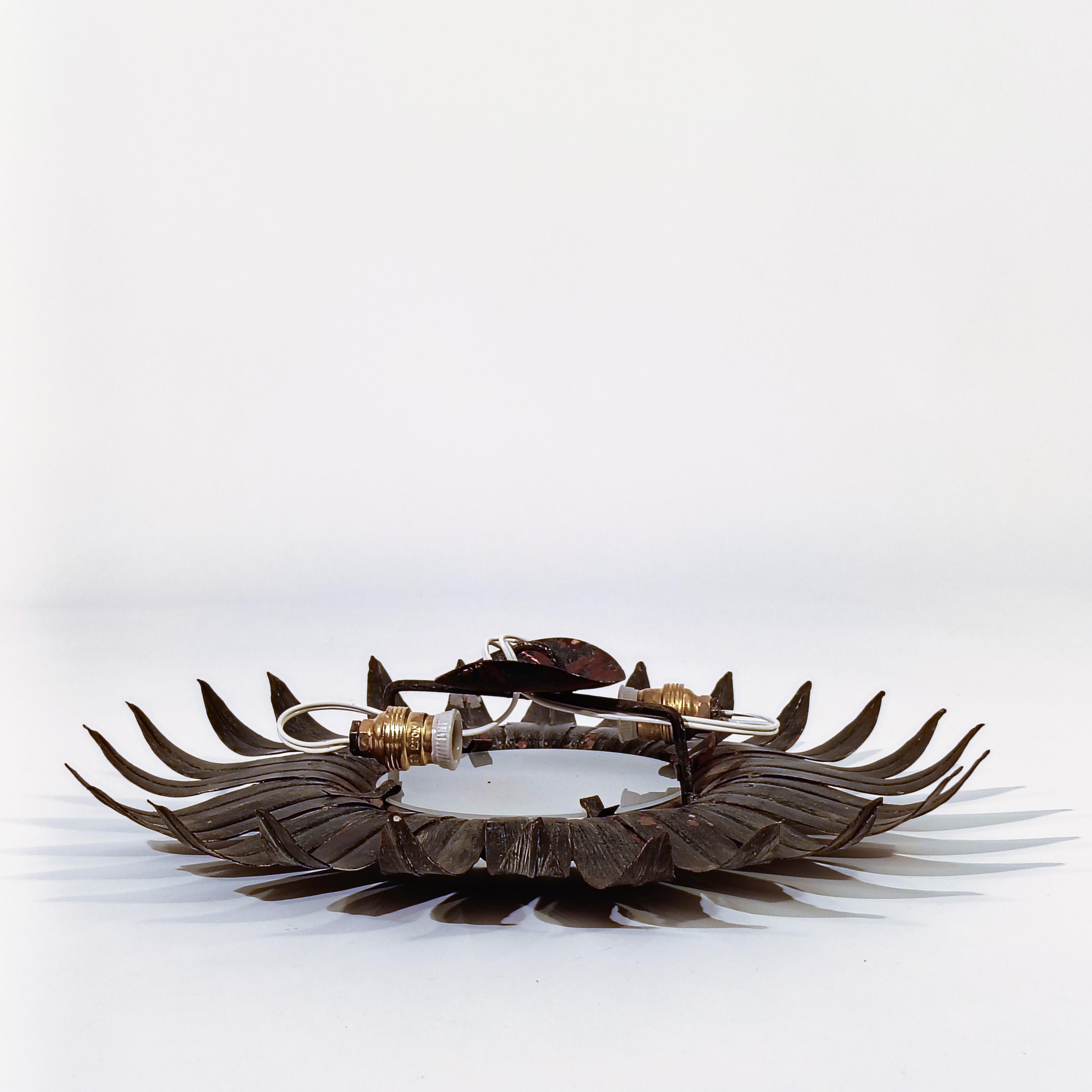 Hollywood Regency. Empotrable de hojas Sunburst de Ferro Art, España, Años 50 en venta 4