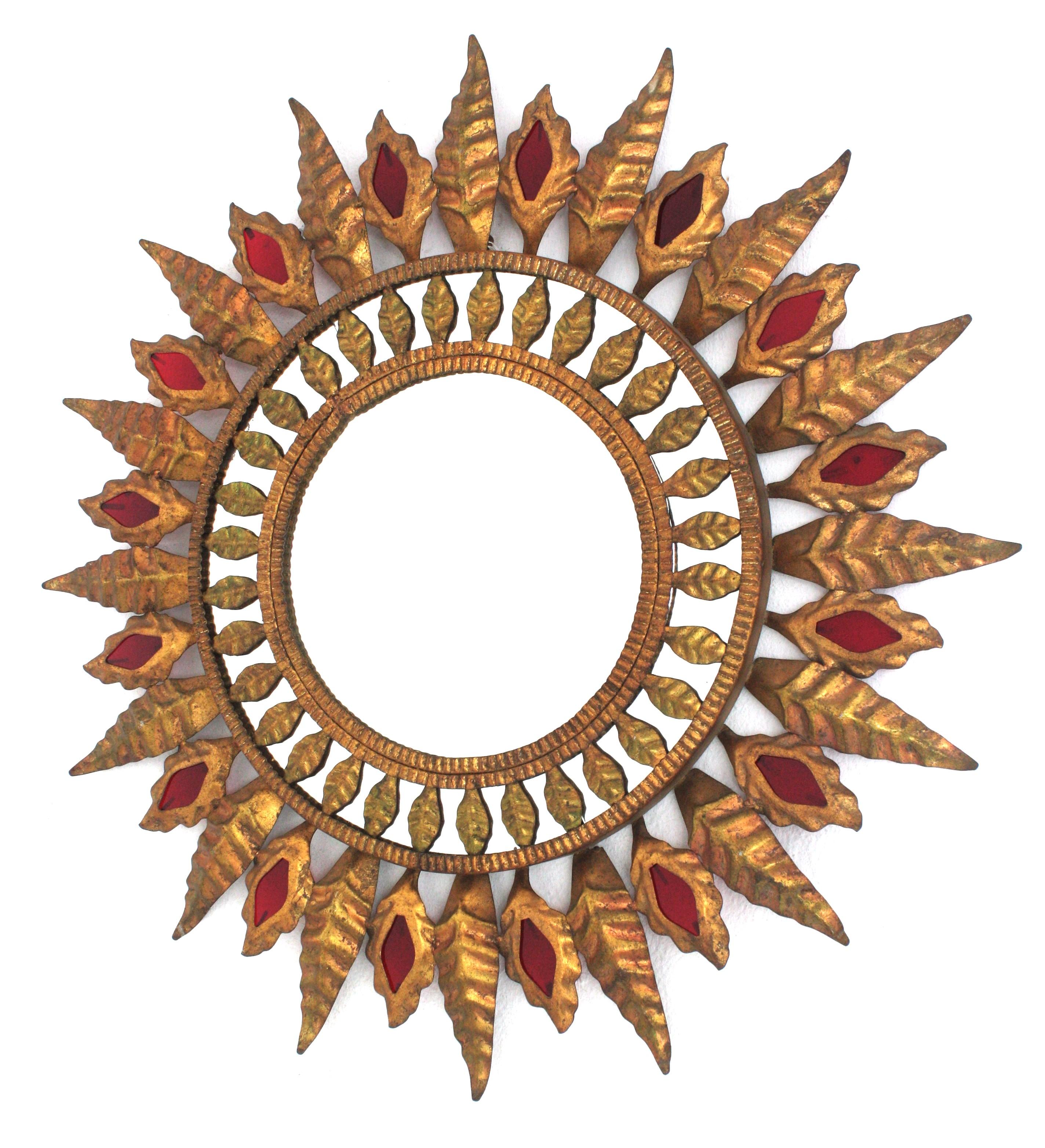 Hollywood Regency Sunburst Mirror in Gilt Metal and Red Glass Detail, 1950s For Sale 5