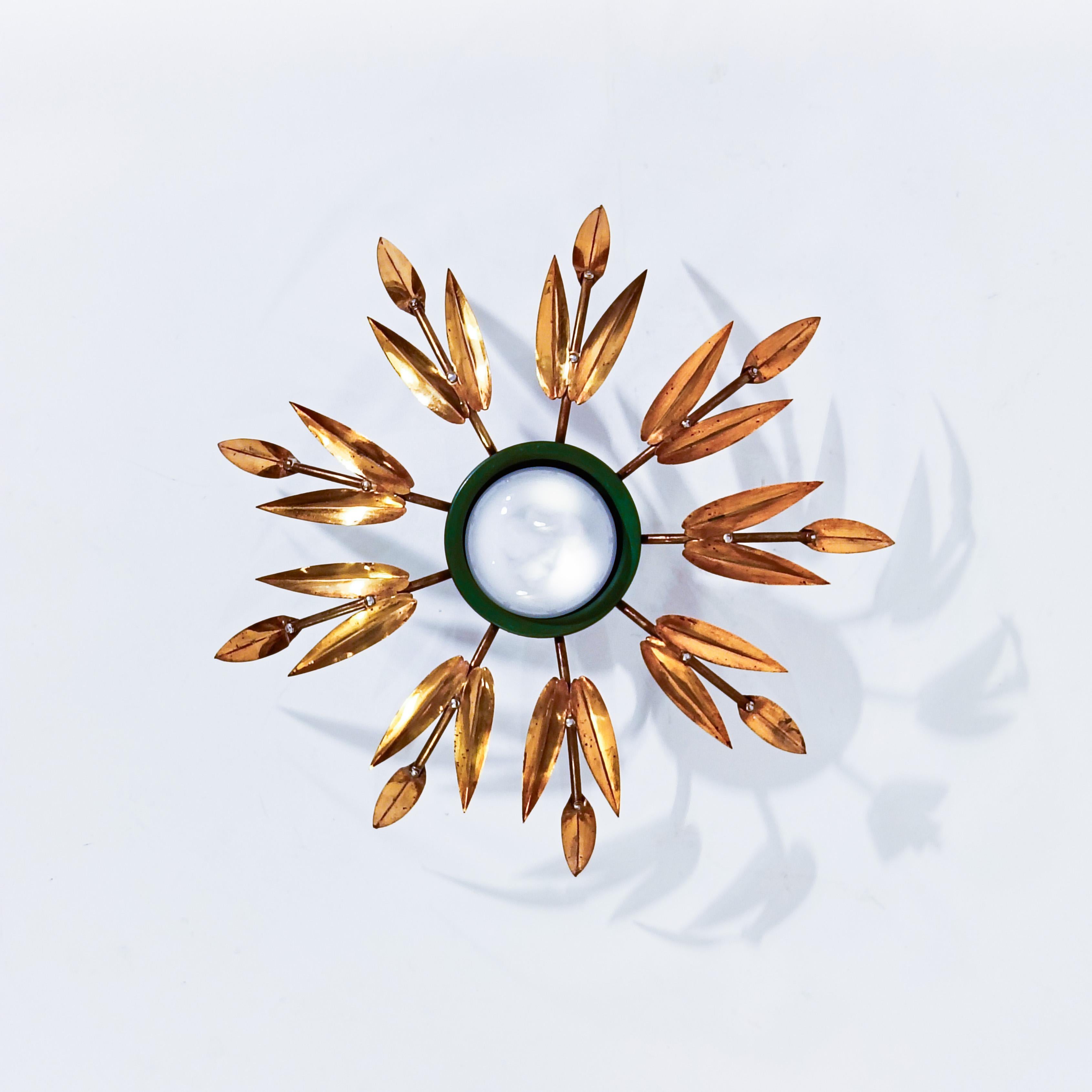 Hollywood Regency. Empotrable estilo Sunburst de Ferro Art, España, años 50 Español en venta