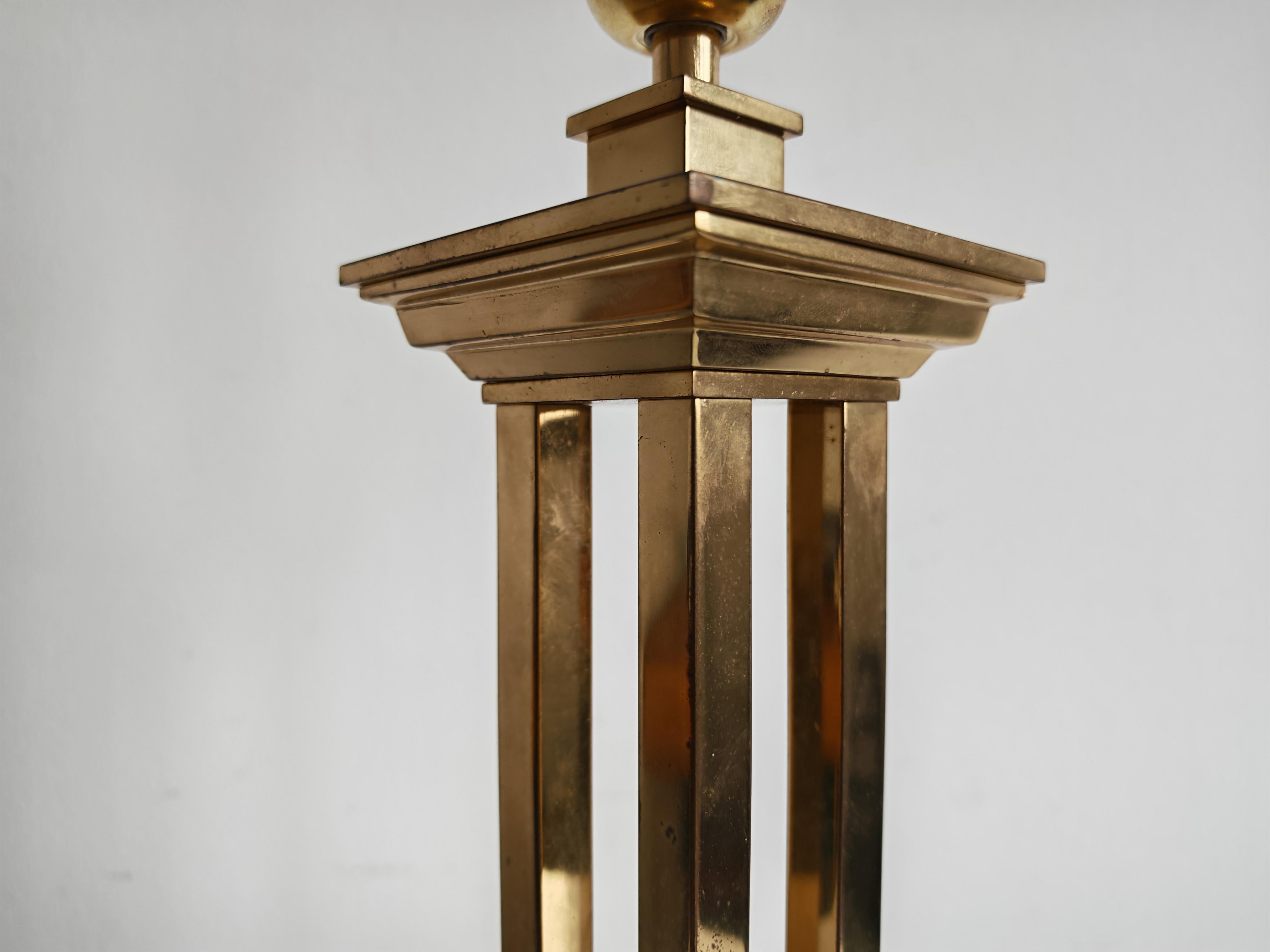 Lámpara de mesa Hollywood Regency de latón dorado al estilo de Willy Rizzo, Italia Años 60 Italiano en venta