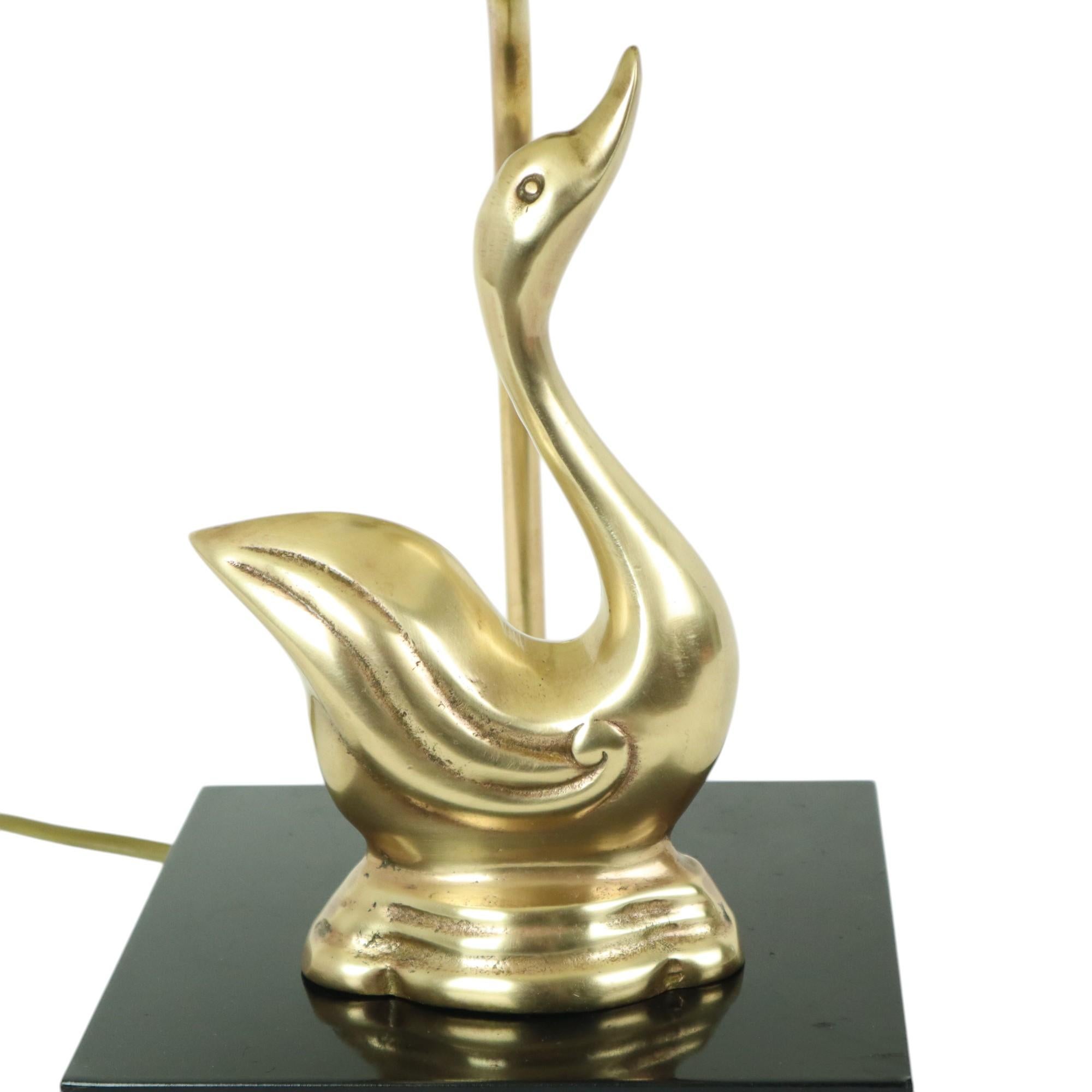 Hollywood Regency Table Lamp Regina Massive Swan Lamp 46cm In Good Condition For Sale In Poperinge, BE