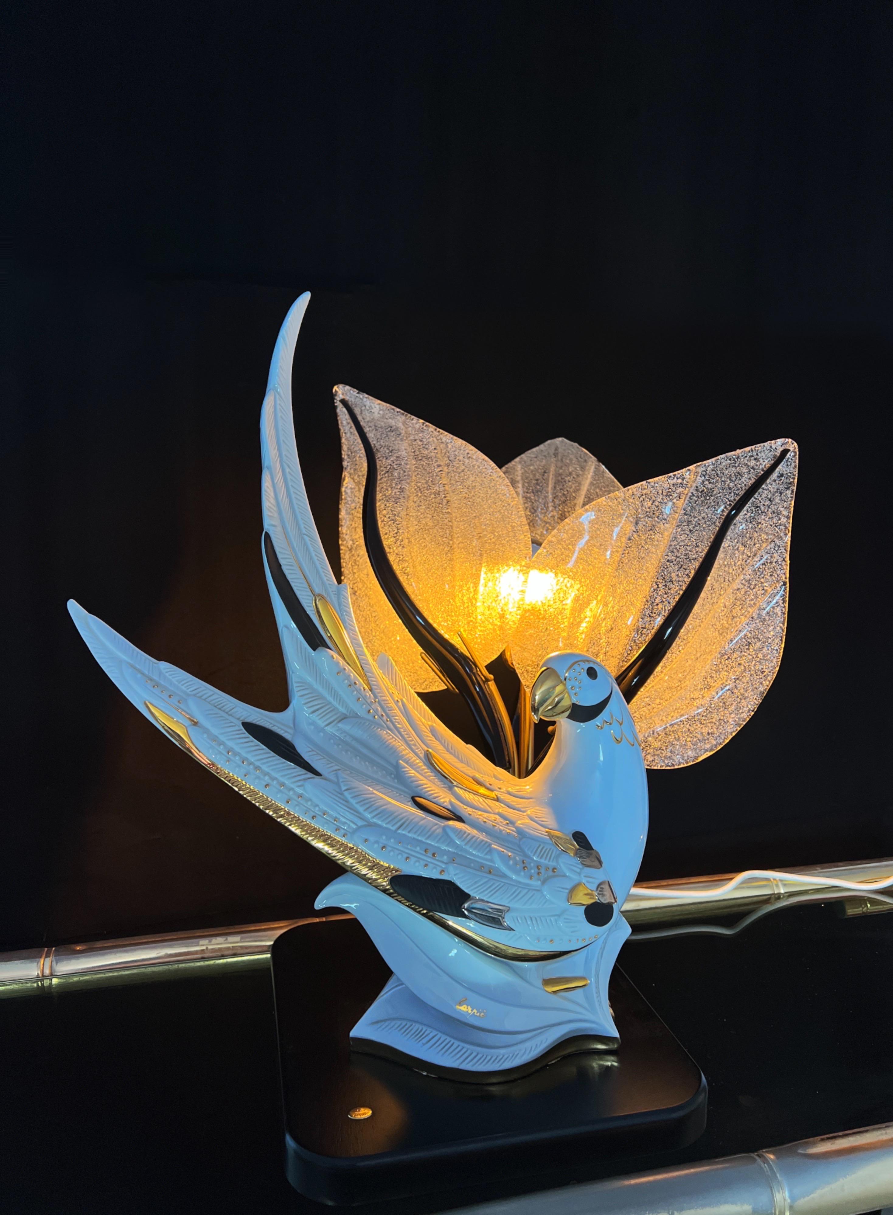 Hollywood Regency table light with ceramic bird and Murano glass leafs, 1980s  For Sale 12