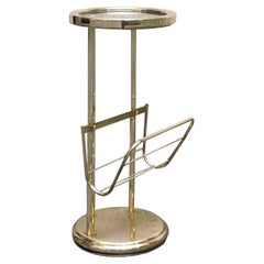 Mesa de centro Hollywood Regency con revistero de latón, Italia Años 70