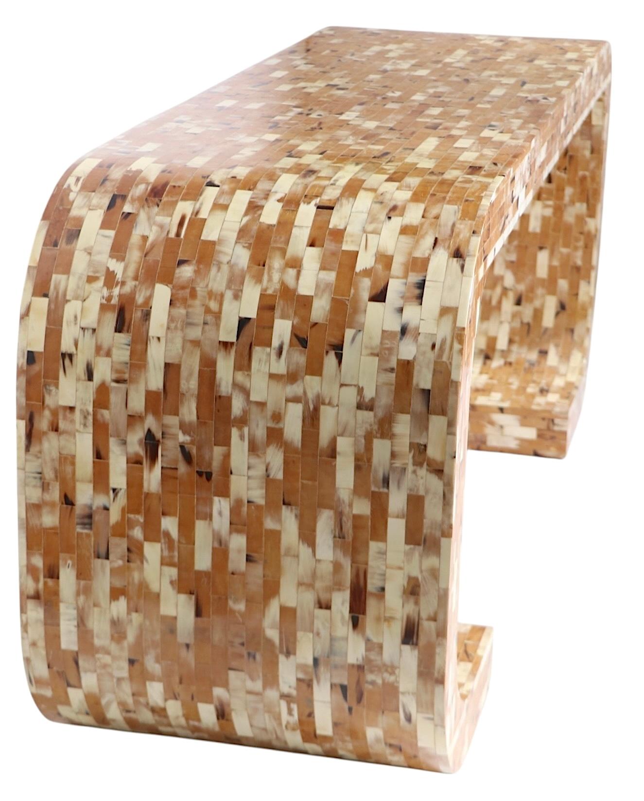 Table console en corne tessellée de style Régence hollywoodienne par Enrique Garcel c.C. 1970 en vente 13