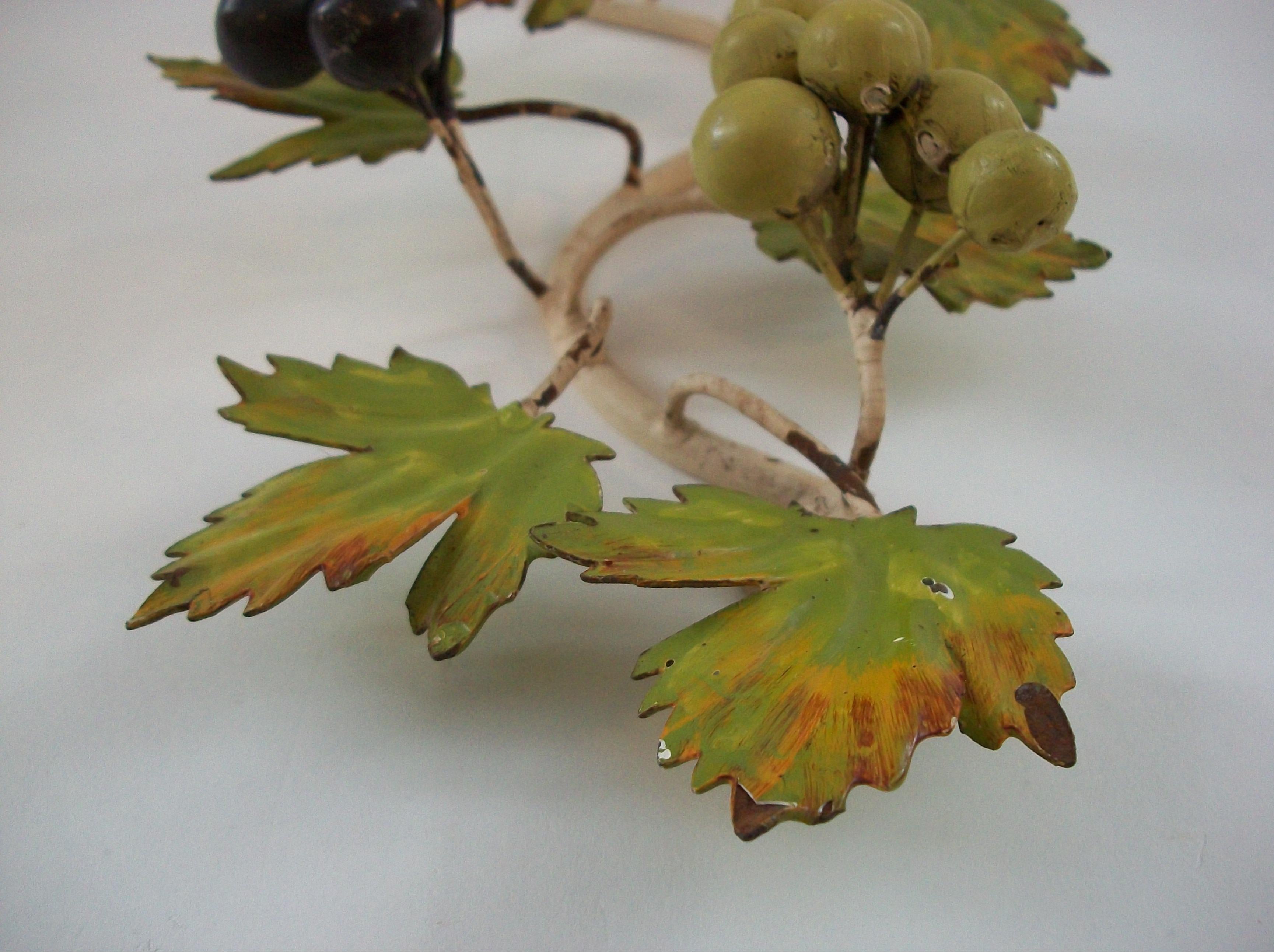 Hollywood Regency Tole Candle Sconce with Grapes - Italy - Circa 1950's For Sale 1