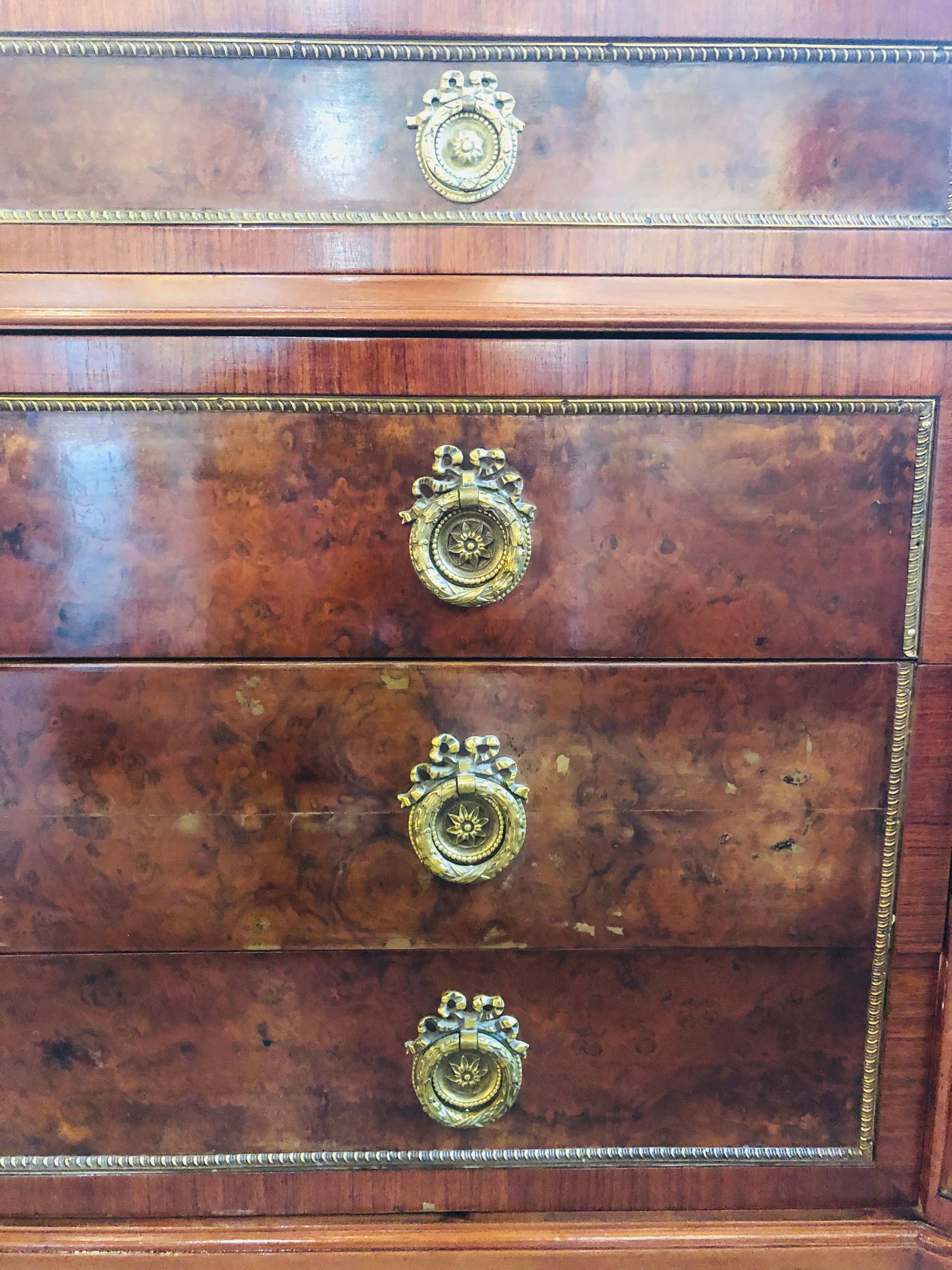 Hollywood Regency Tortoise Shell Finish Marble Top Commode  In Good Condition In Stamford, CT