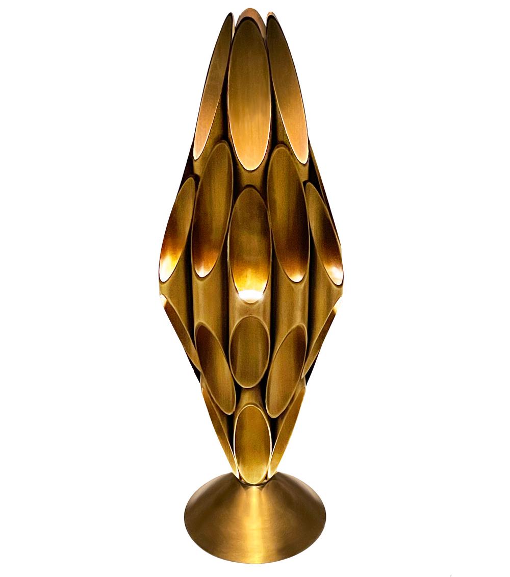 Hollywood Regency Tubular Table Sculpture Brass Accent Lamp after Mastercraft In New Condition In Philadelphia, PA