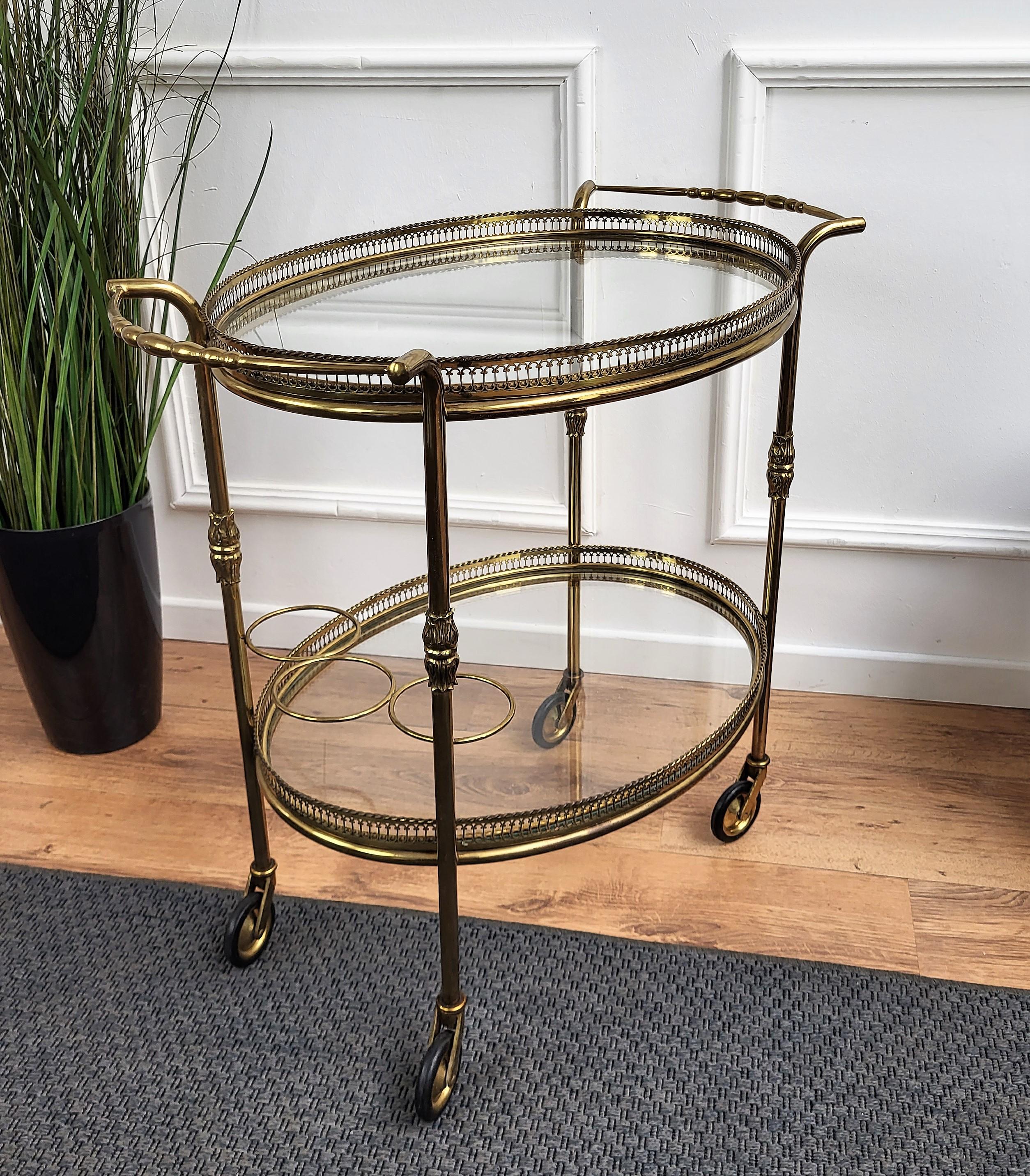 Hollywood Regency Two-Tier Brass and Glass Bar Cart, Italy, 1970s 2