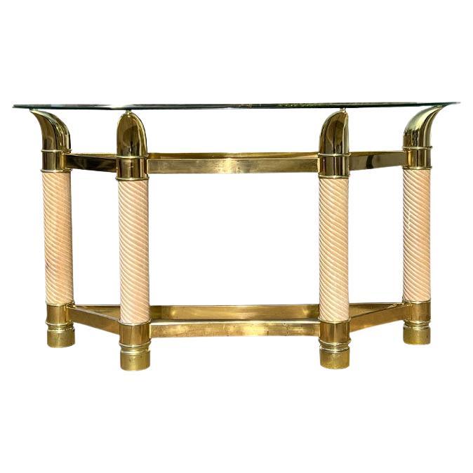 Hollywood Regency Vintage Italian Brass and Glass Konsolentisch mit Faux Tusks