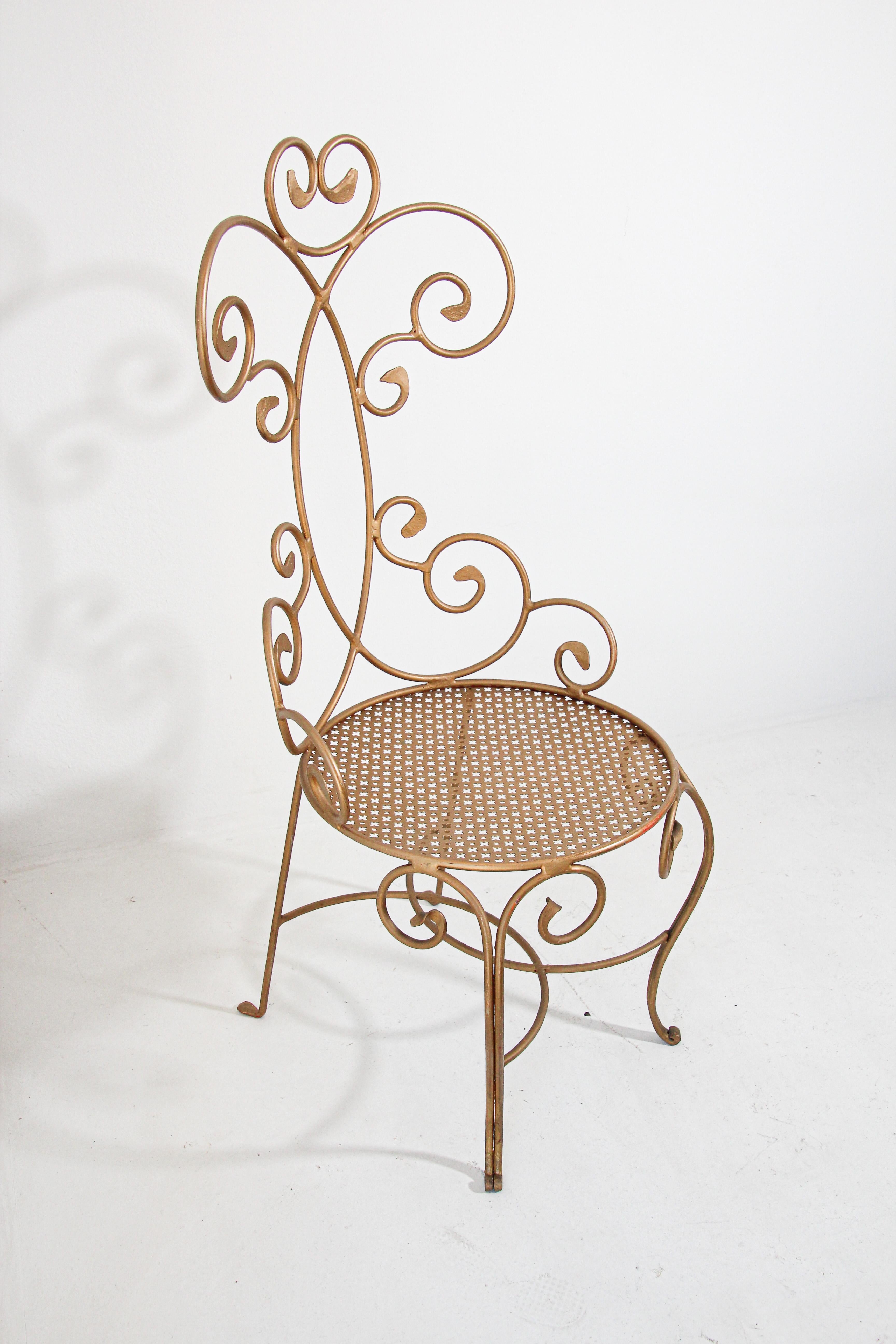 Hollywood Regency Vintage Italian Gilt Iron Sculptural Chair For Sale 6