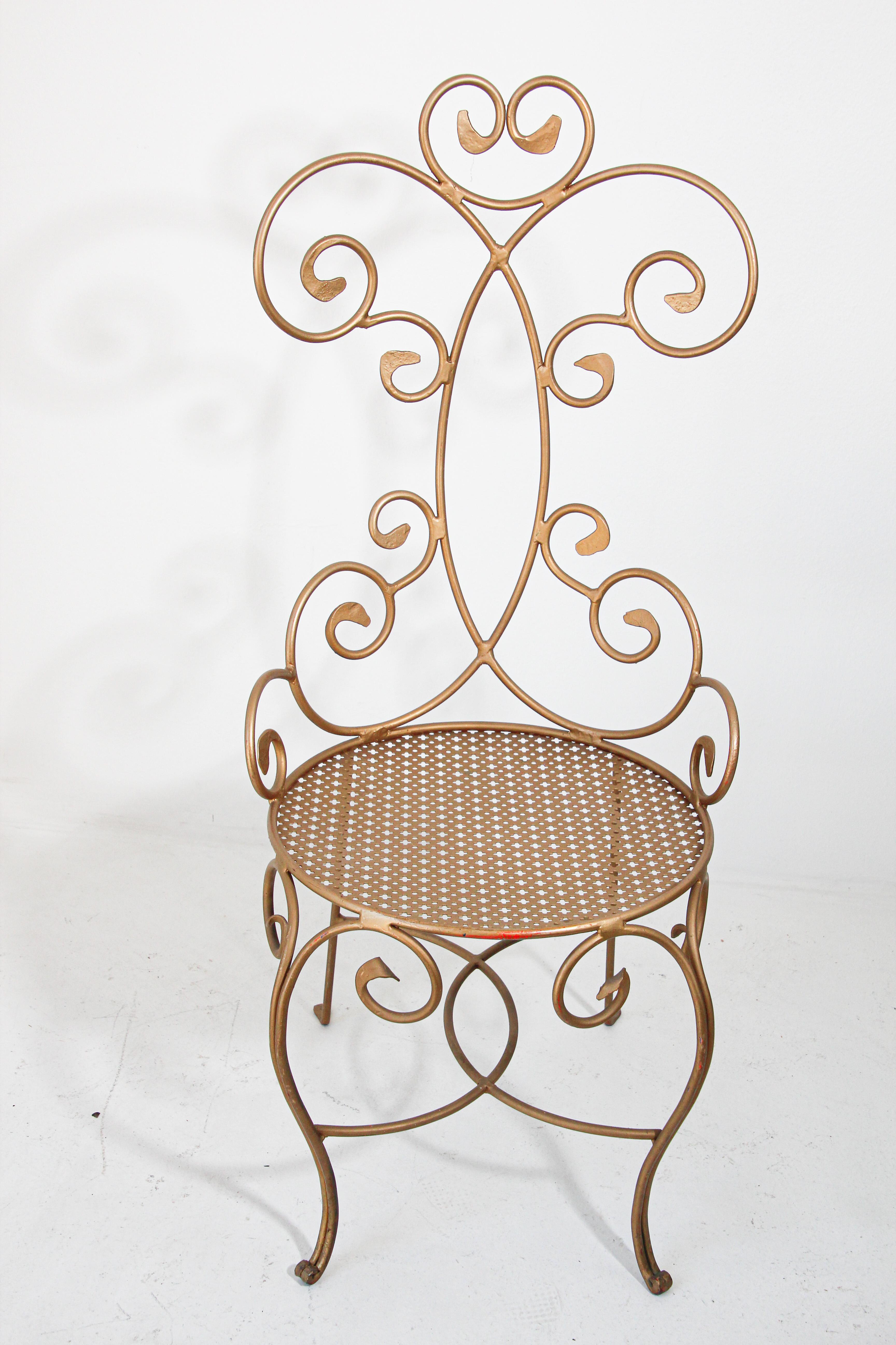 Hollywood Regency Vintage Italian Gilt Iron Sculptural Chair For Sale 8