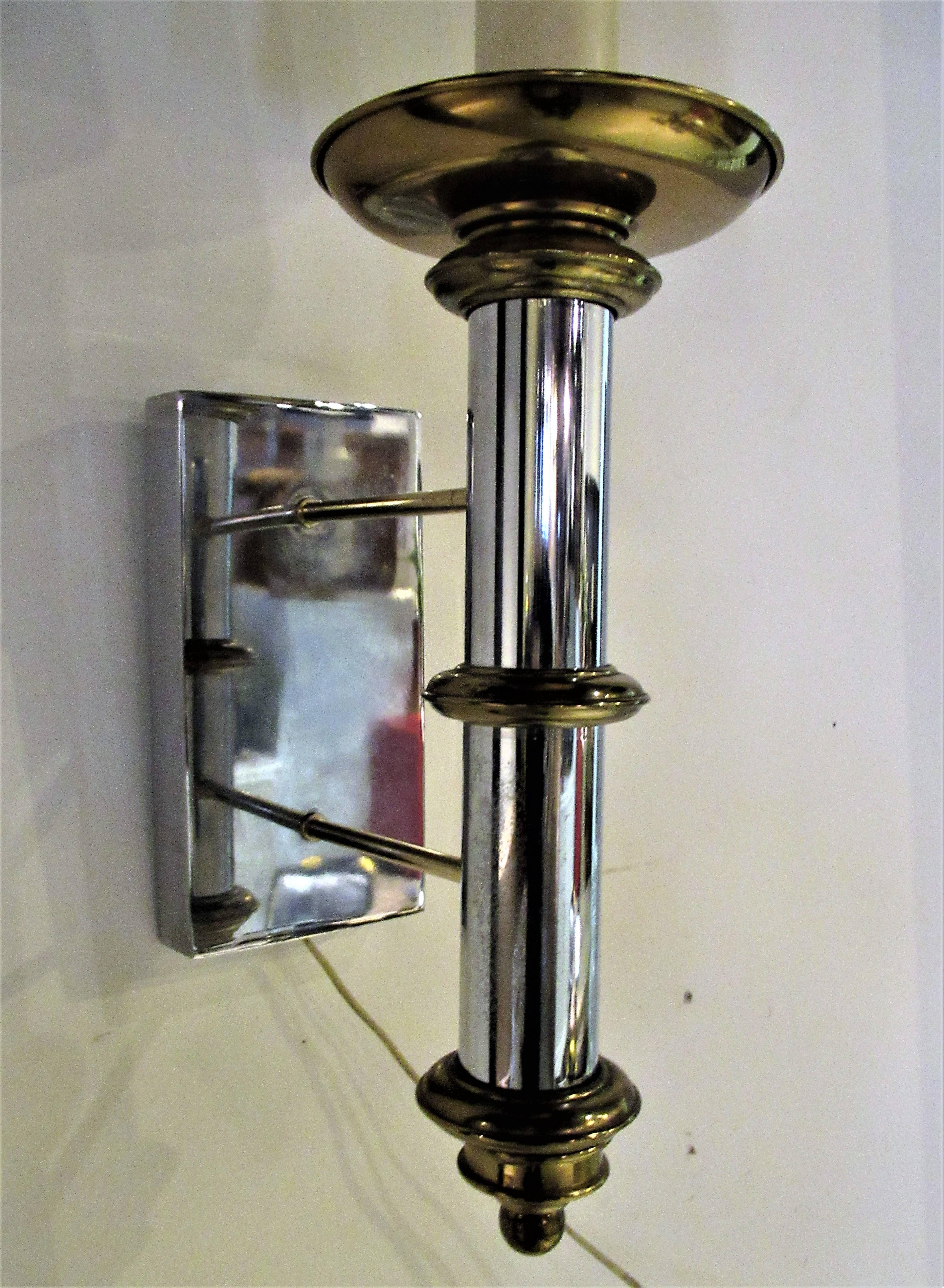 Hollywood Regency Wall Light For Sale 1