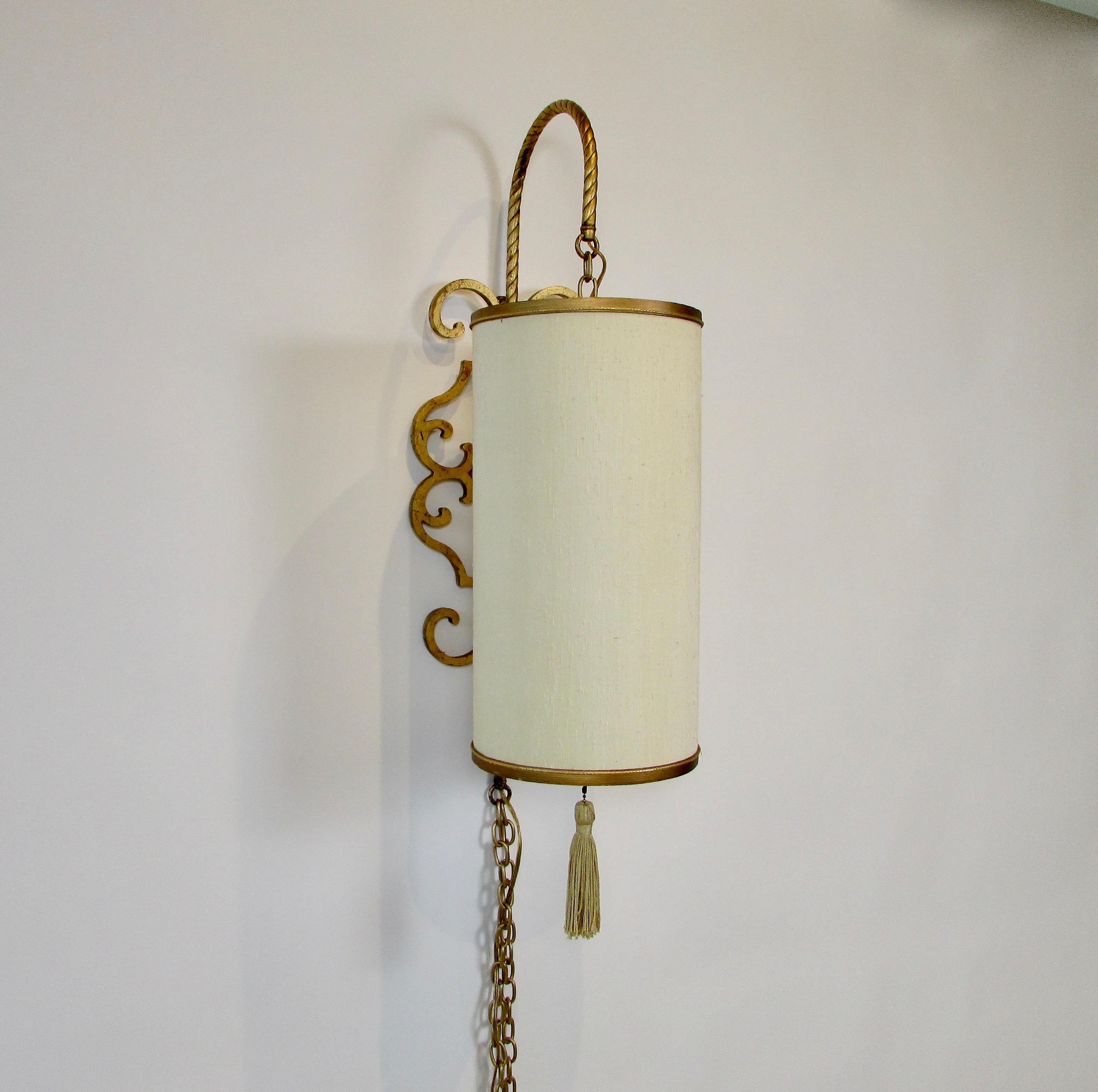 Hollywood Regency Wall Mounted Gold Gilt Boudoir Lamp 5