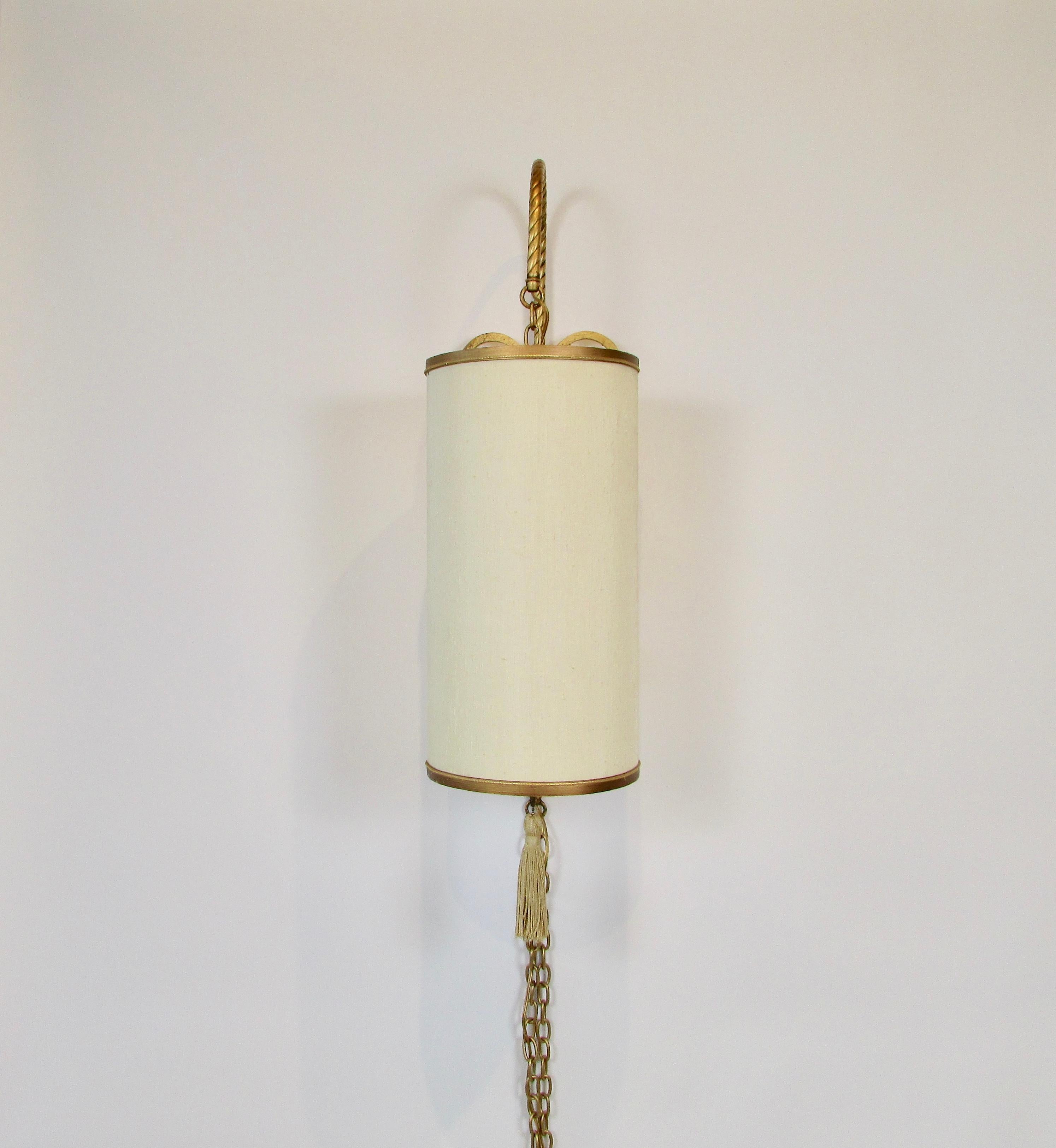 Hollywood Regency Wall Mounted Gold Gilt Boudoir Lamp 4