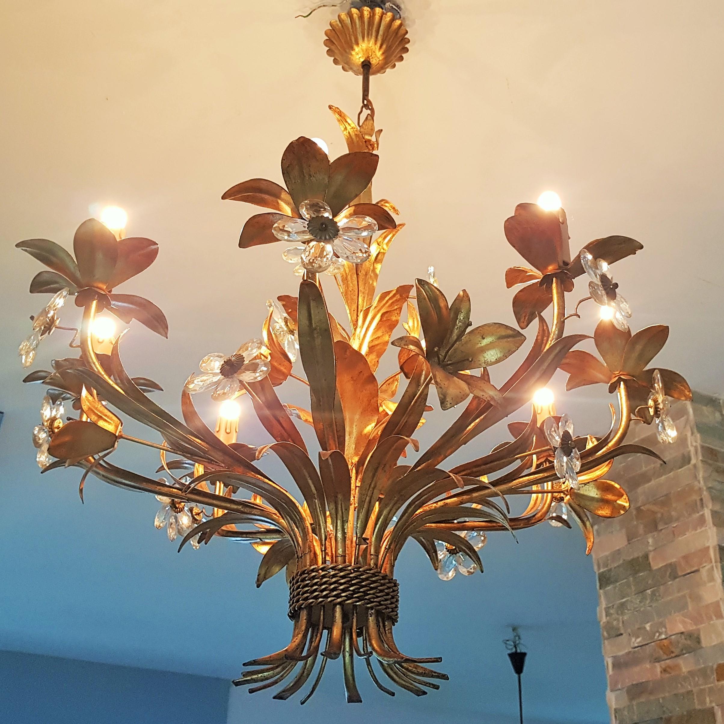 Mid-20th Century Hollywood Regency Wheat Sheaf Gold Gilt Midcentury Chandelier, Italy, 1940s