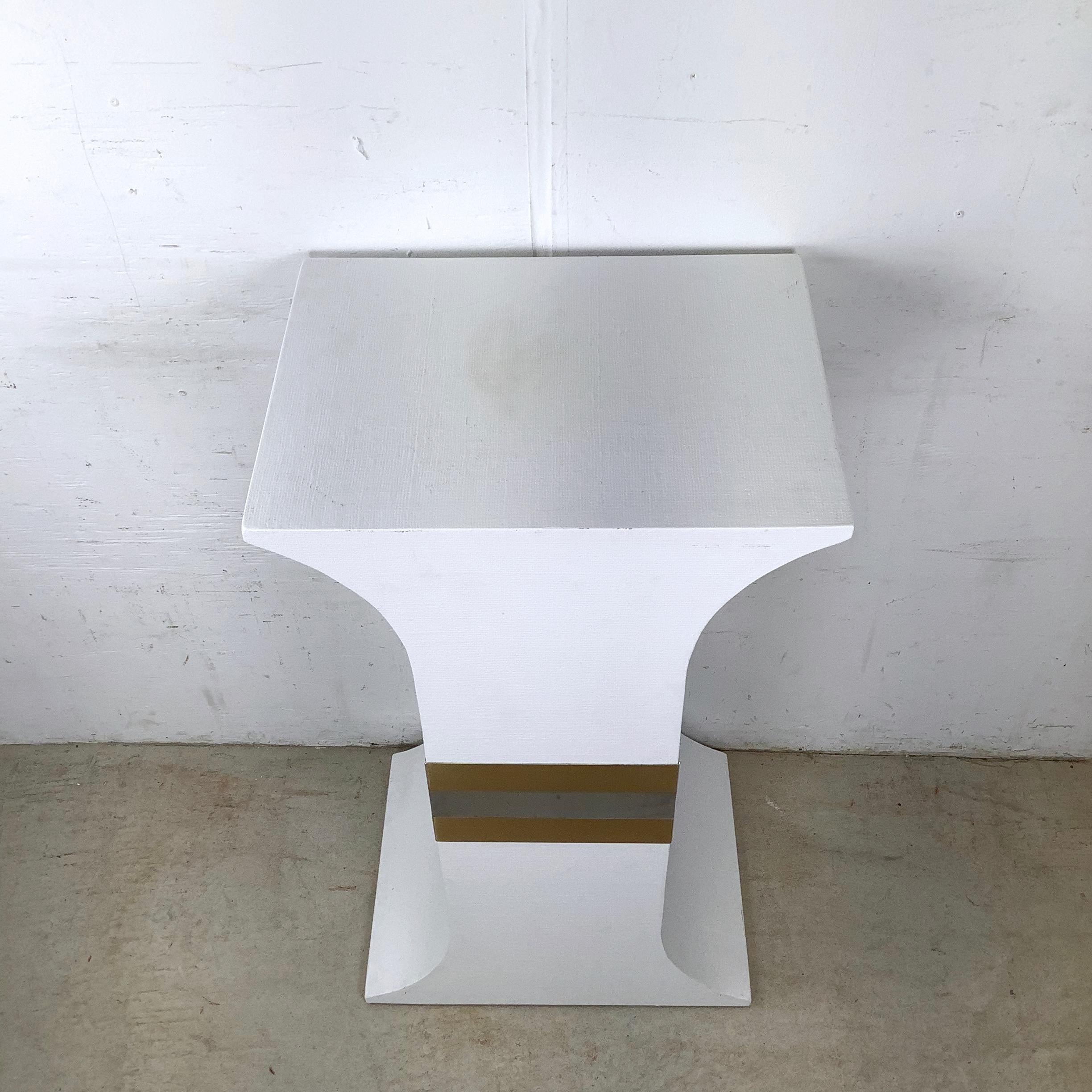 Hollywood Regency White Grasscloth Hourglass Pedestal For Sale 11