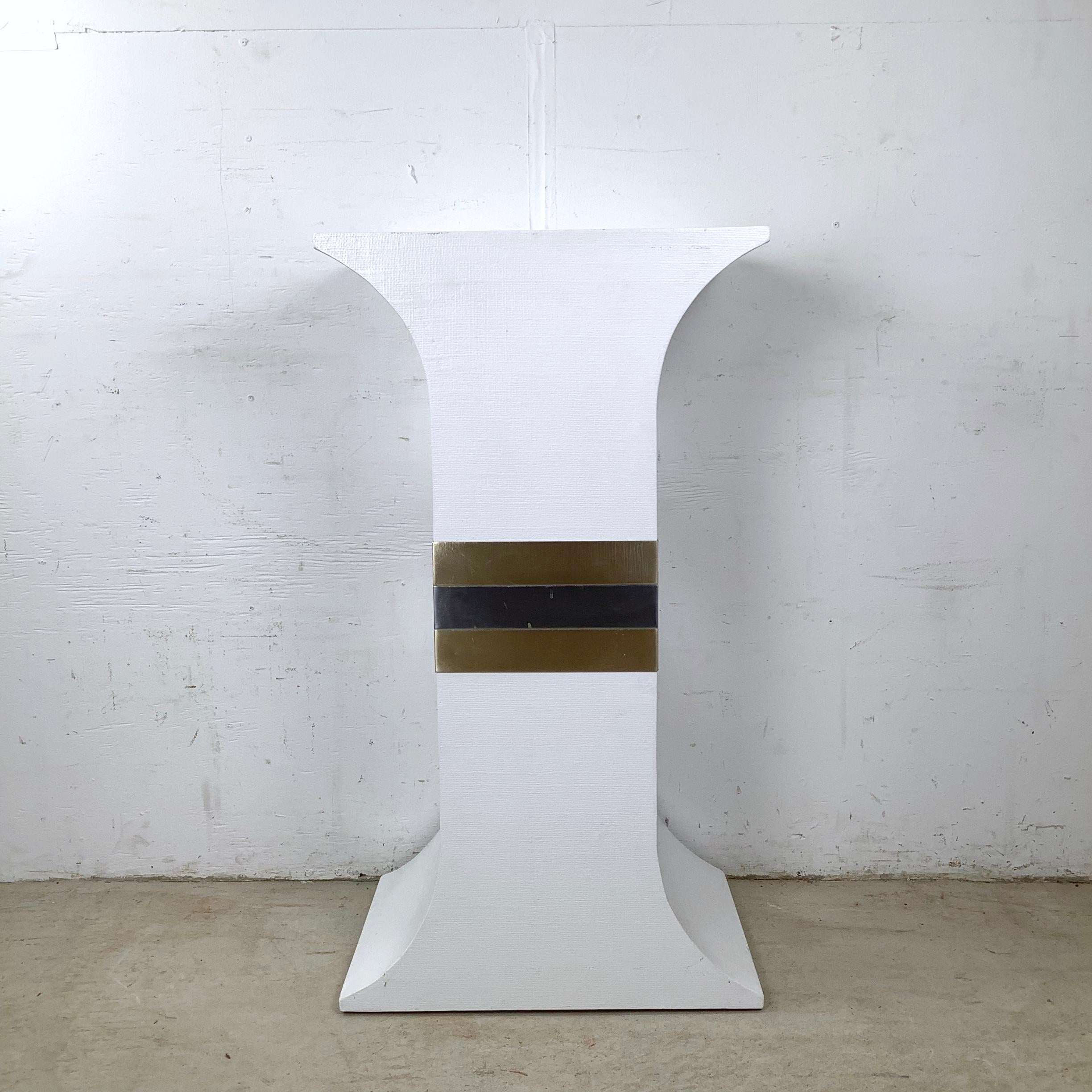 Other Hollywood Regency White Grasscloth Hourglass Pedestal For Sale