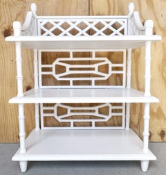 Hollywood Regency White Lacquered Diminutive Three-Tier Pagoda Etagere /Shelf