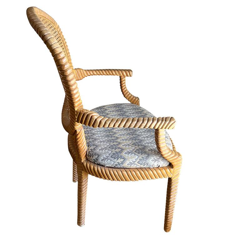 Chaise à accoudoir à motif de corde torsadée en Wood Wood et Cane Hollywood Regency - Espagne en vente 2