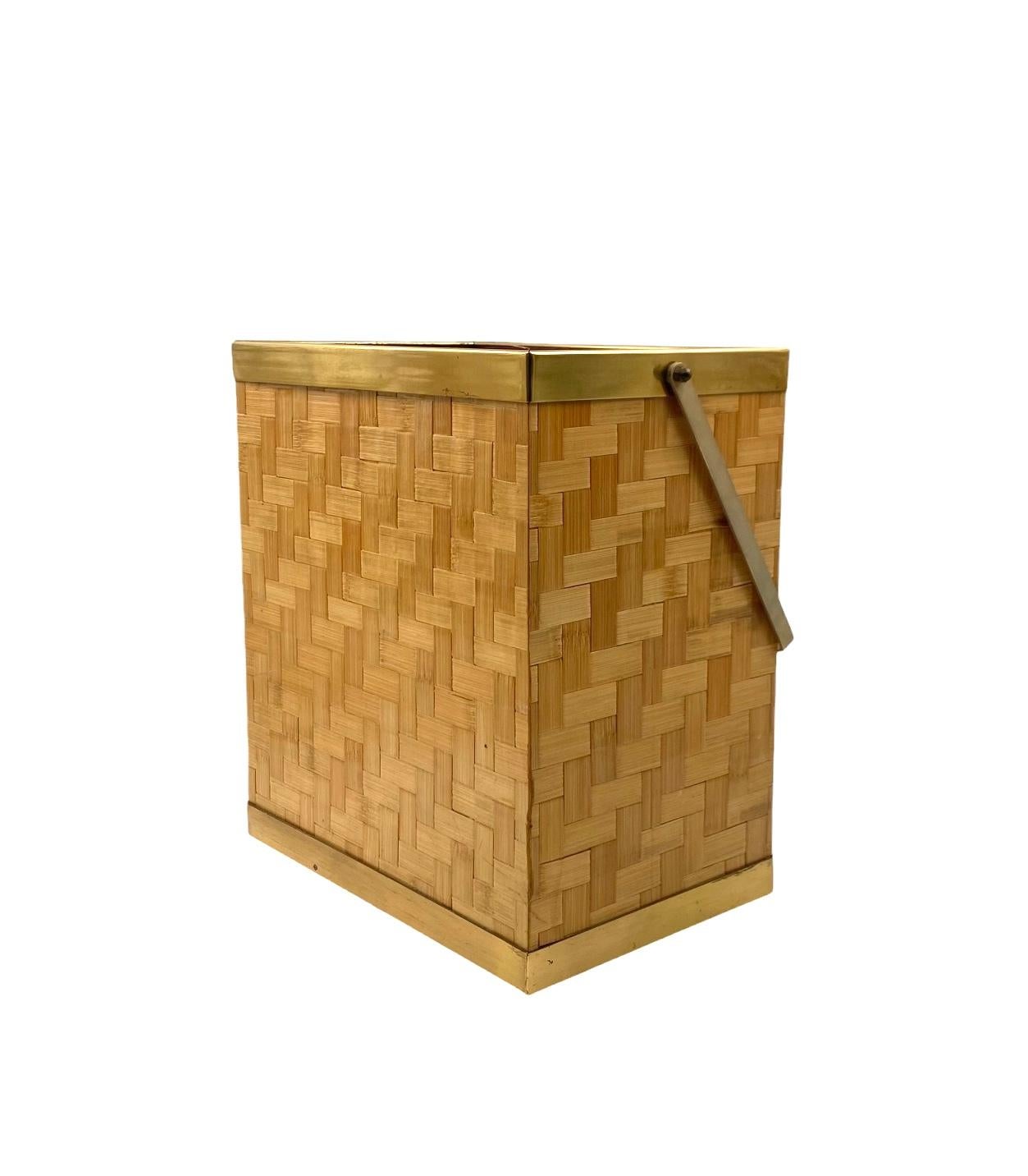 Hollywood regency woven bamboo magazine rack, Metal Linea Nova Italy 1970 in vendita 3