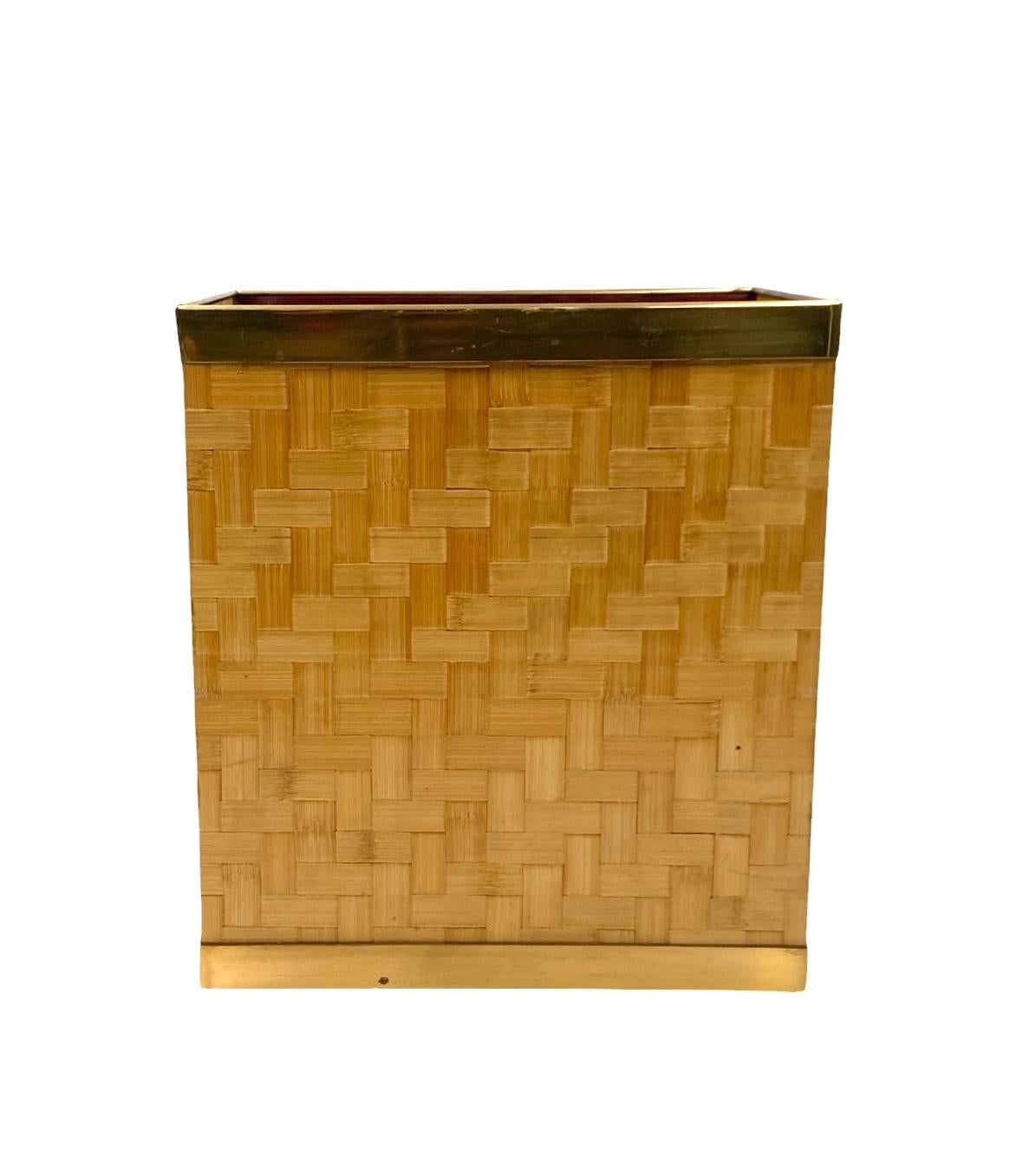 Hollywood regency woven bamboo magazine rack, Metal Linea Nova Italy 1970 in vendita 6
