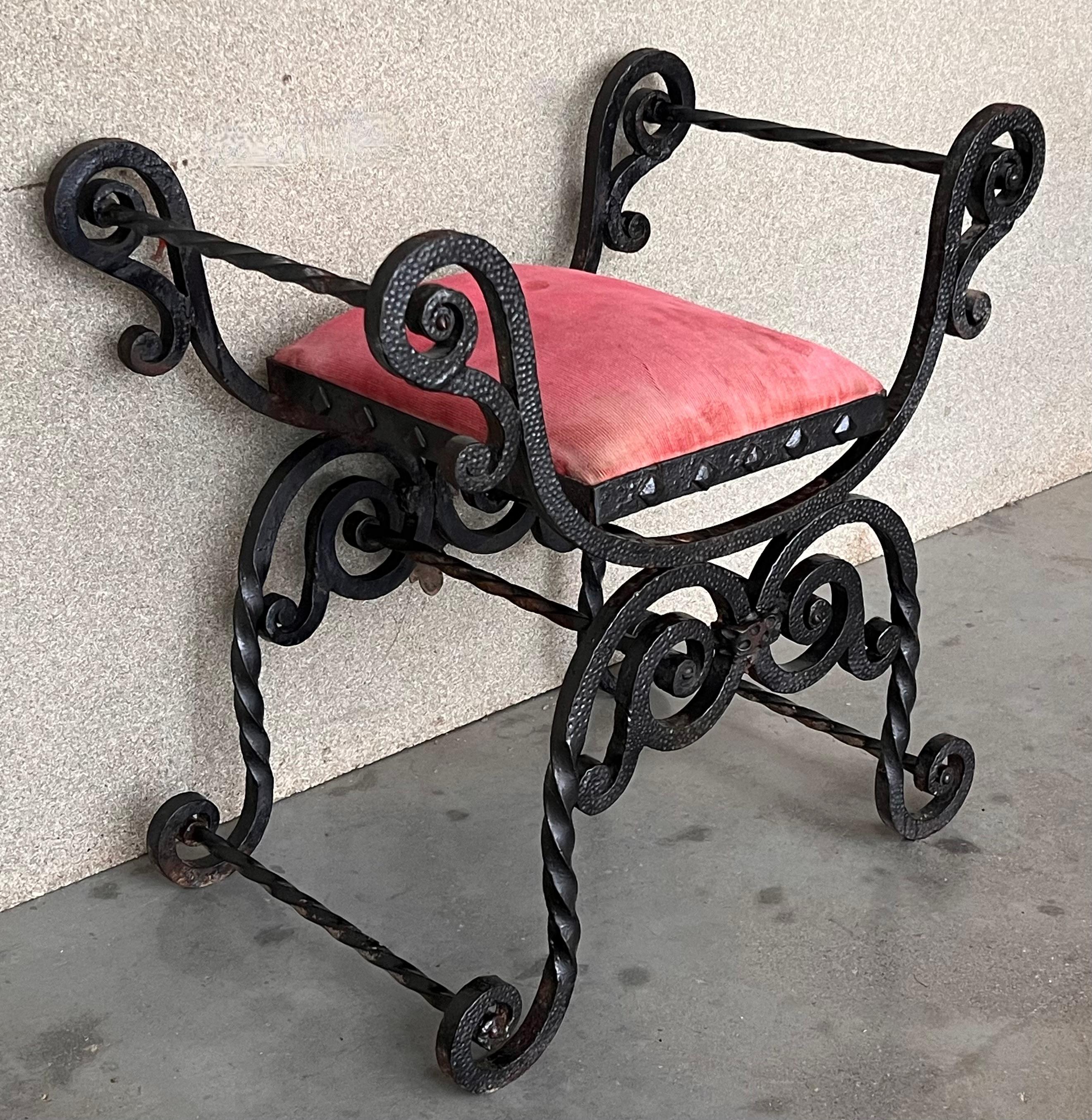 Banc Curule en fer forgé Hollywood Regency, Savonarola, Trône Bon état - En vente à Miami, FL