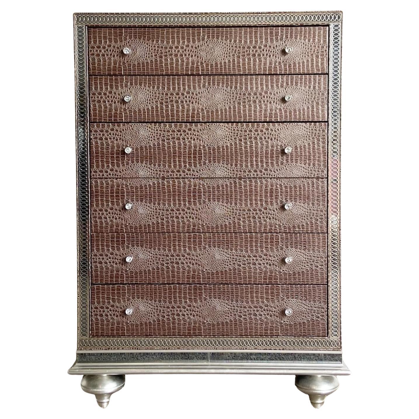 Hollywood Swank Faux Gator Highboy - Scrivania combinata di Michael Amini in vendita