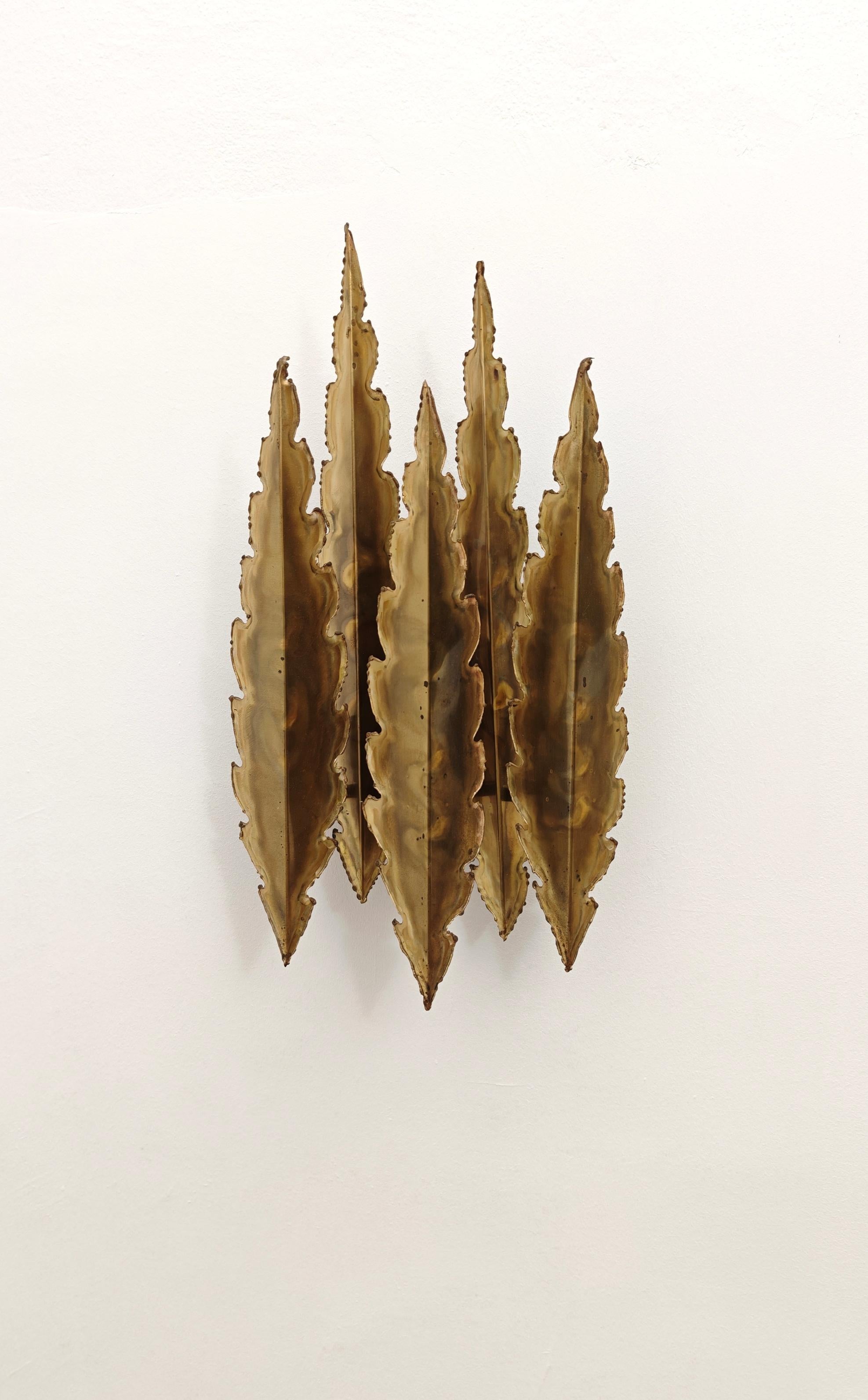 I Holm lampe murale en laiton avec diffuseurs en forme de feuilles Danemark 60s Mid-Century en vente 7