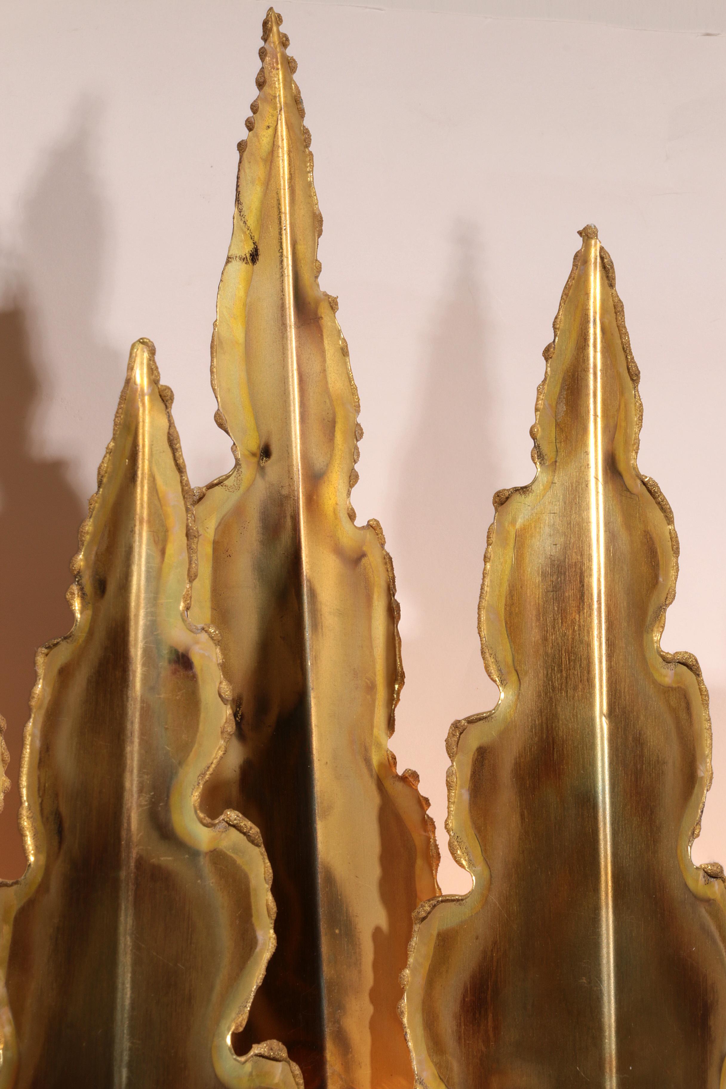 Milieu du XXe siècle I Holm-Sörensen Brutalist Copper Wall Lamp Large model Denmark en vente