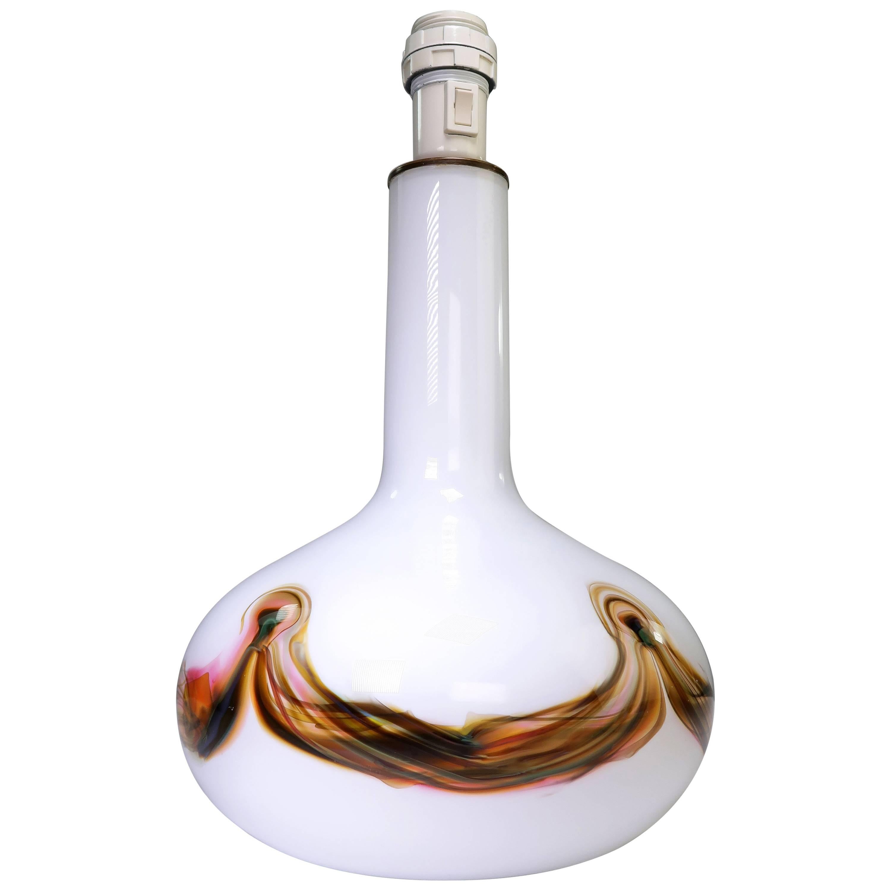 Holmegaard Moderne dänische Lampe aus weißem, rosafarbenem Kunstglas, 1970er Jahre im Angebot