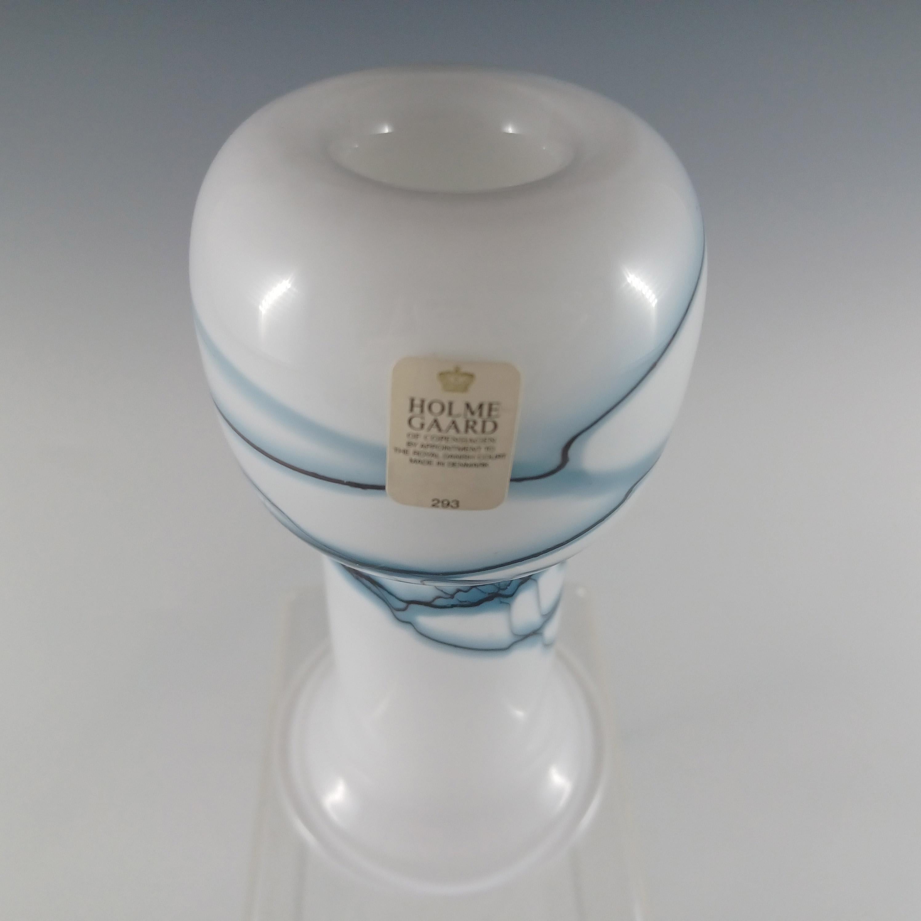 Fatto a mano Portacandele / Vaso in vetro bianco 'Atlantis' di Holmegaard by Michael Bang in vendita