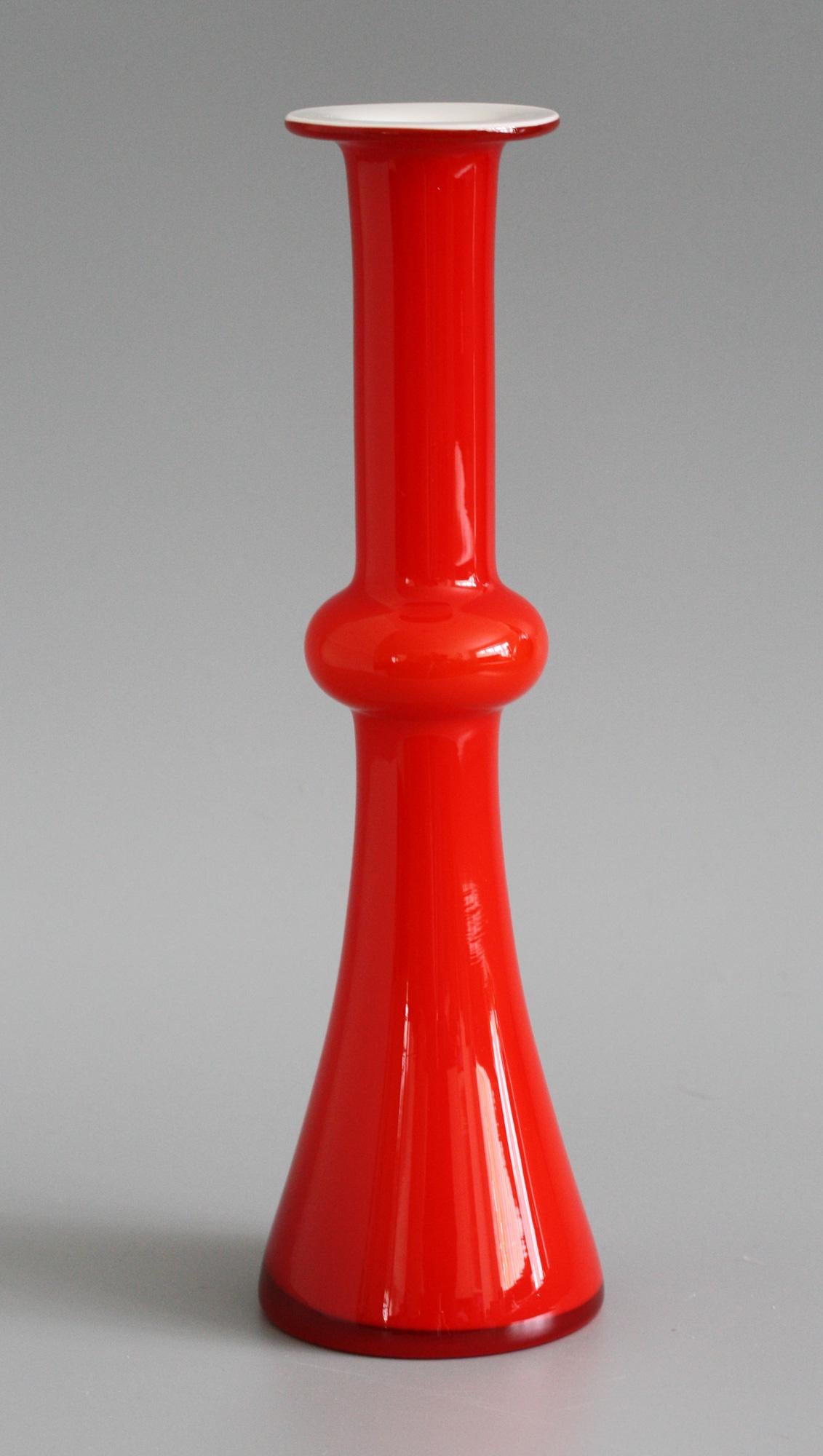 Holmegaard Danish Carnaby Red Overlay Glass Knuckle Vase by Christer Holmgren 1