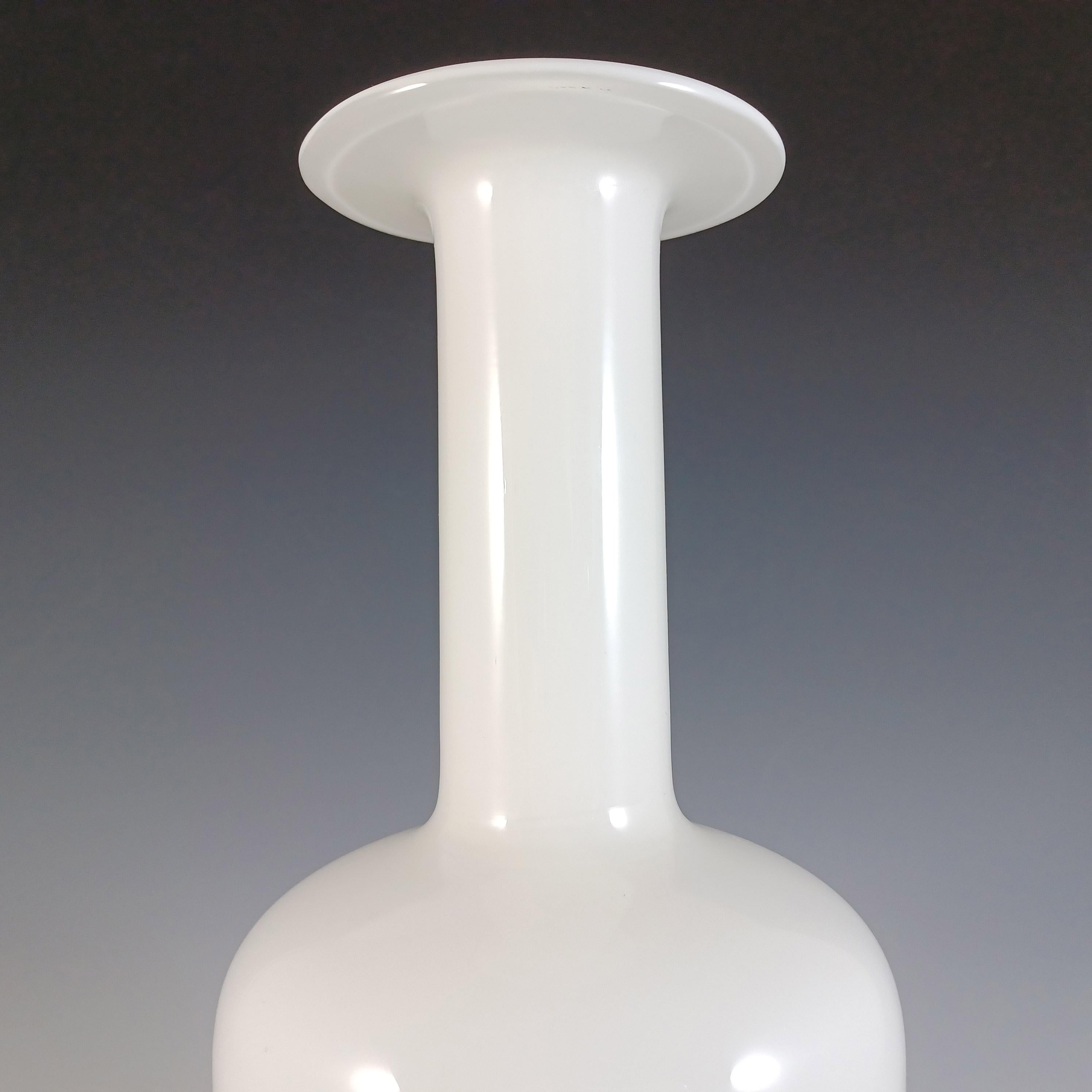 Hand-Crafted Holmegaard Large Kastrup Otto Brauer White Opal Glass Gulvvase Vase For Sale